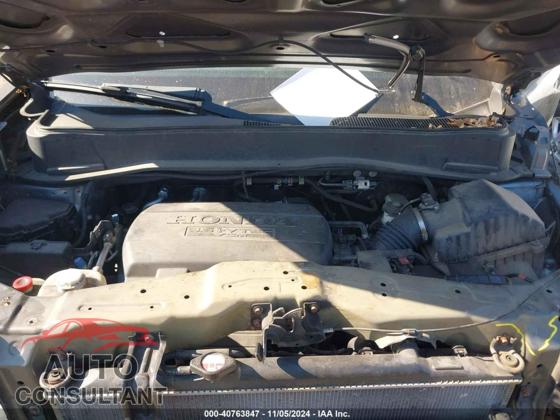HONDA PILOT 2011 - 5FNYF4H45BB098754