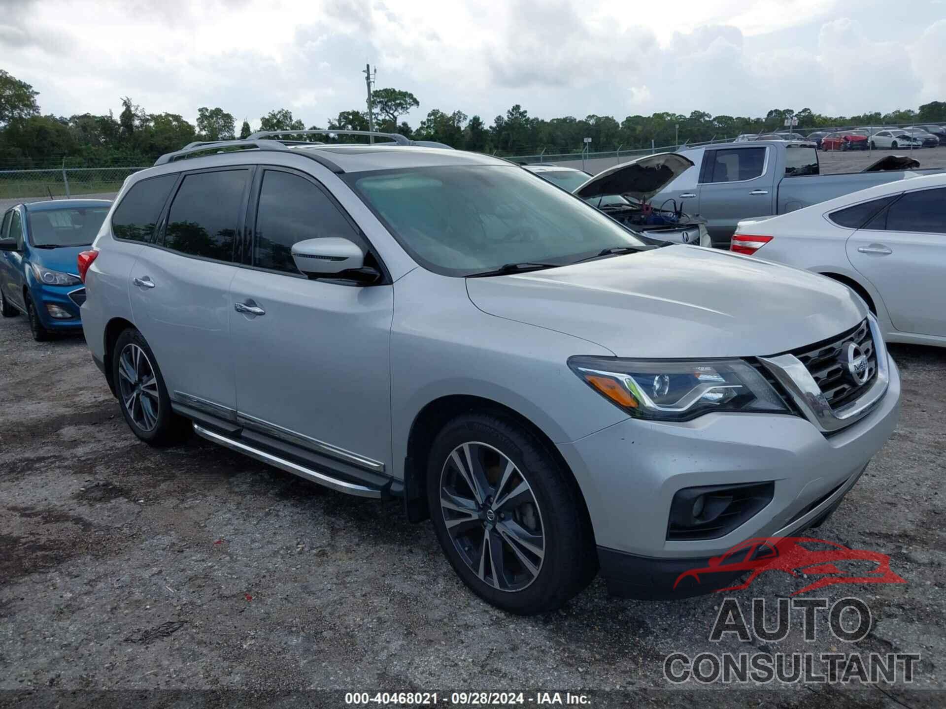 NISSAN PATHFINDER 2019 - 5N1DR2MN4KC635681