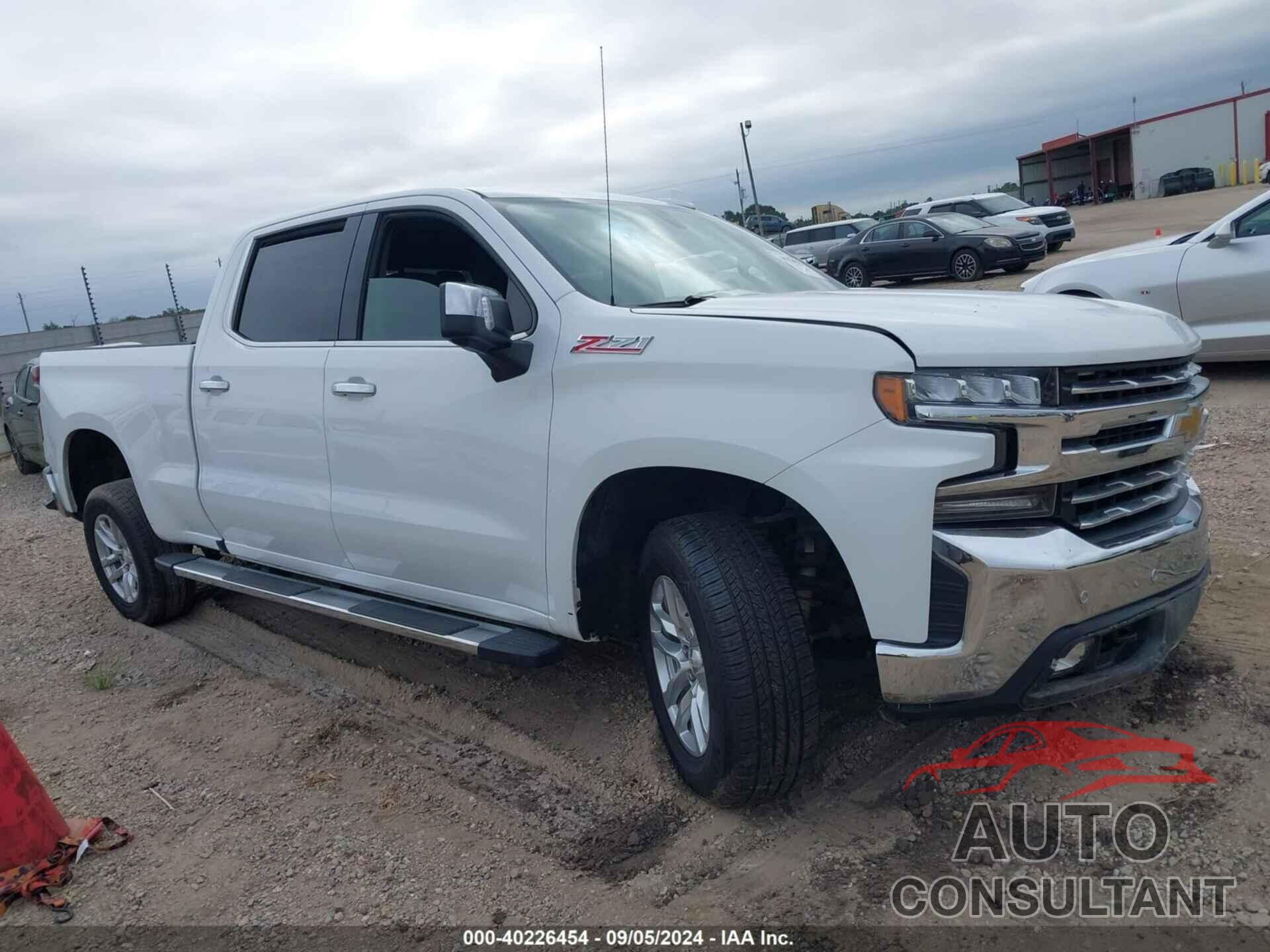 CHEVROLET SILVERADO 1500 2020 - 1GCUYGED0LZ269307