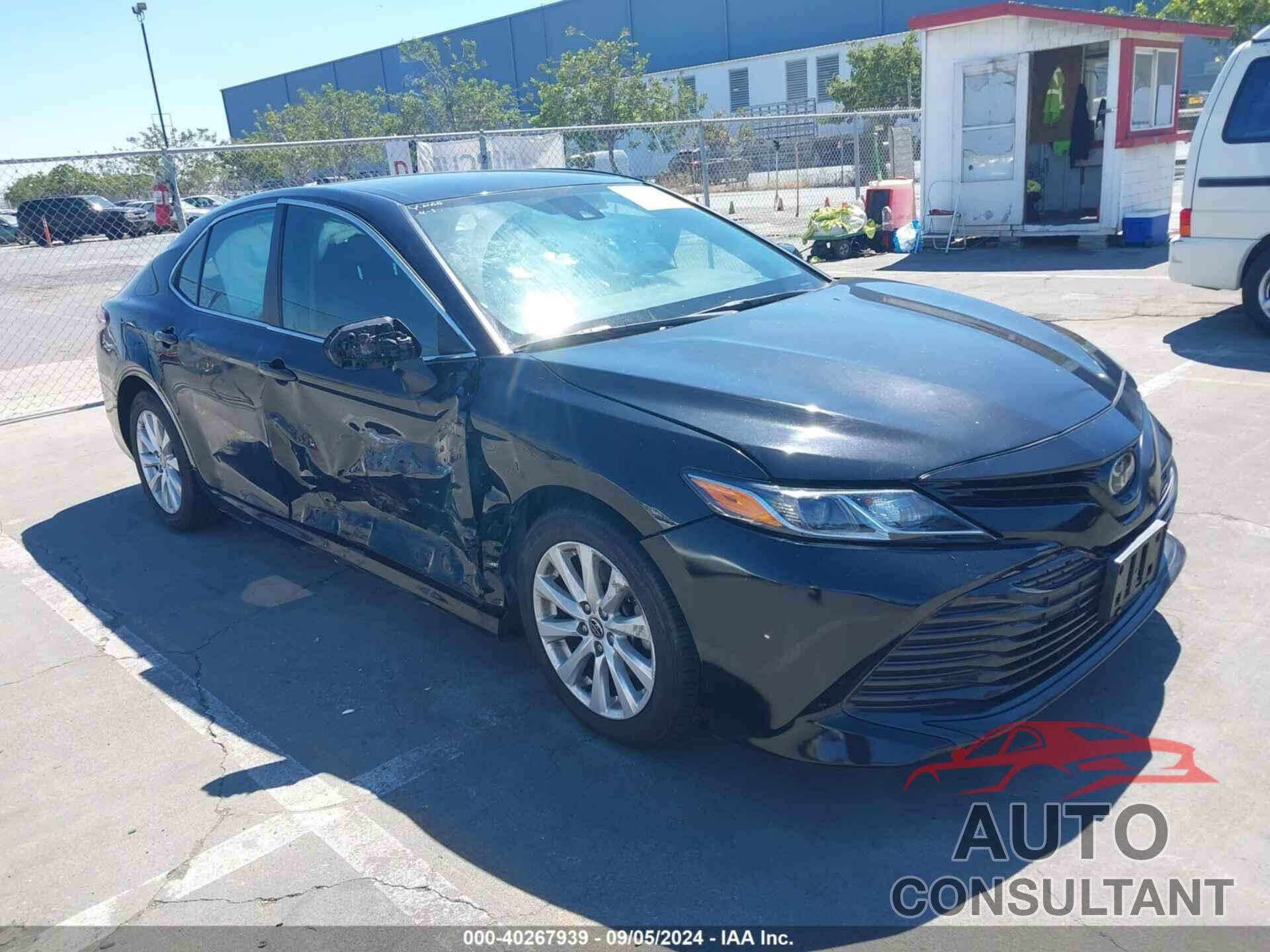 TOYOTA CAMRY 2020 - 4T1C11AK2LU962857