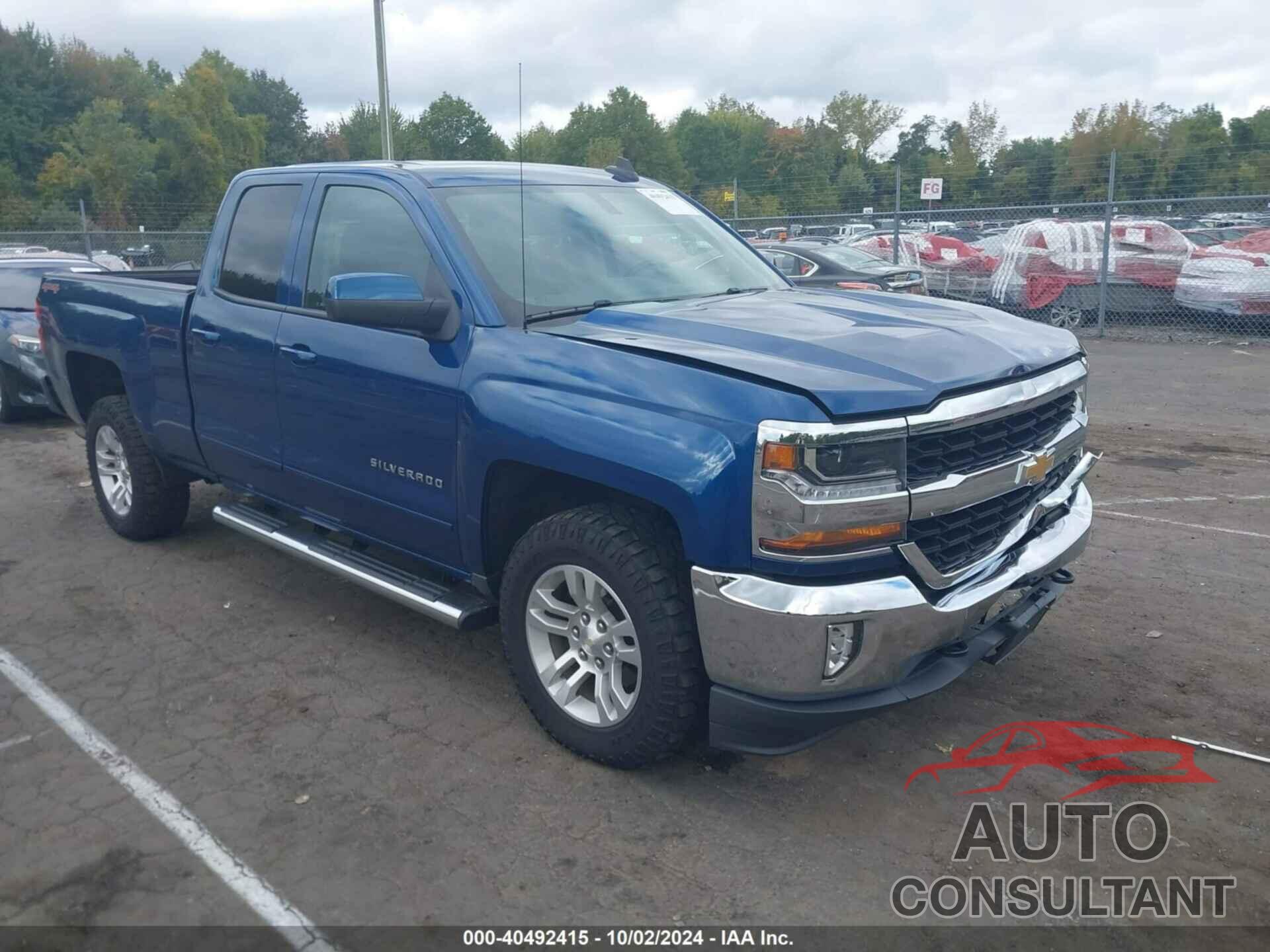 CHEVROLET SILVERADO 1500 2017 - 1GCVKREC3HZ312828