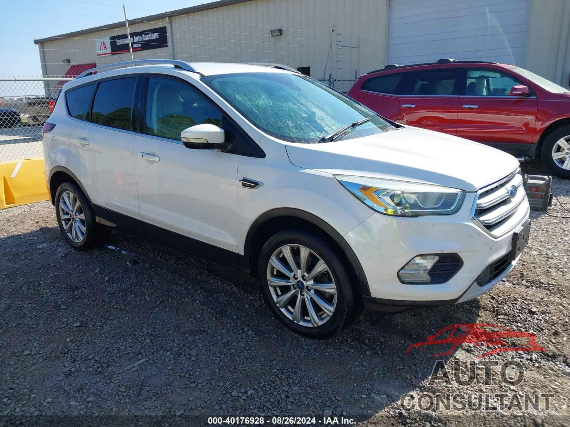 FORD ESCAPE 2017 - 1FMCU0J9XHUA25860