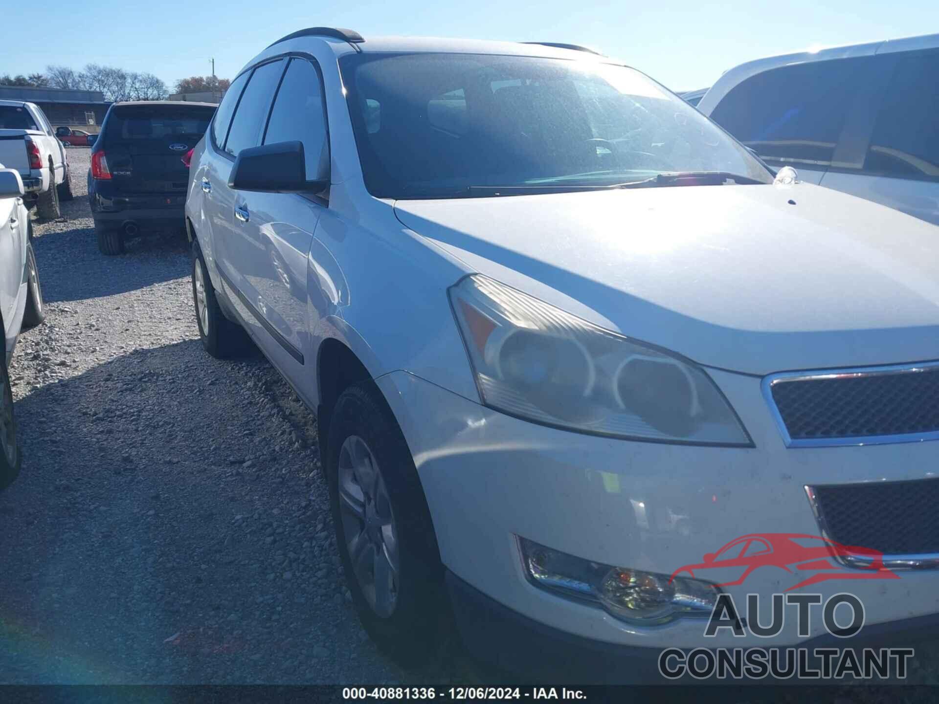 CHEVROLET TRAVERSE 2011 - 1GNKREED4BJ289010