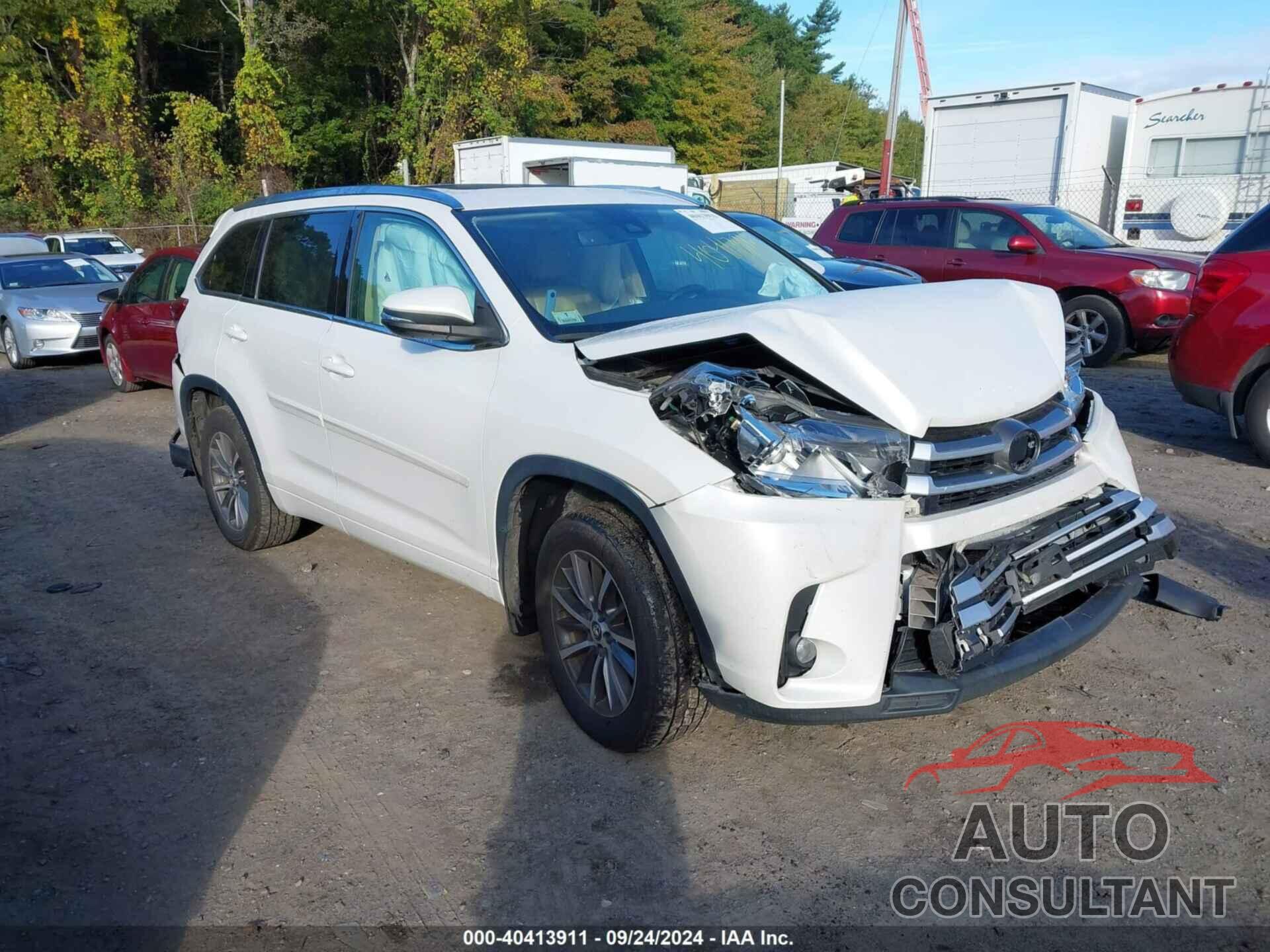 TOYOTA HIGHLANDER 2018 - 5TDJZRFH6JS560650