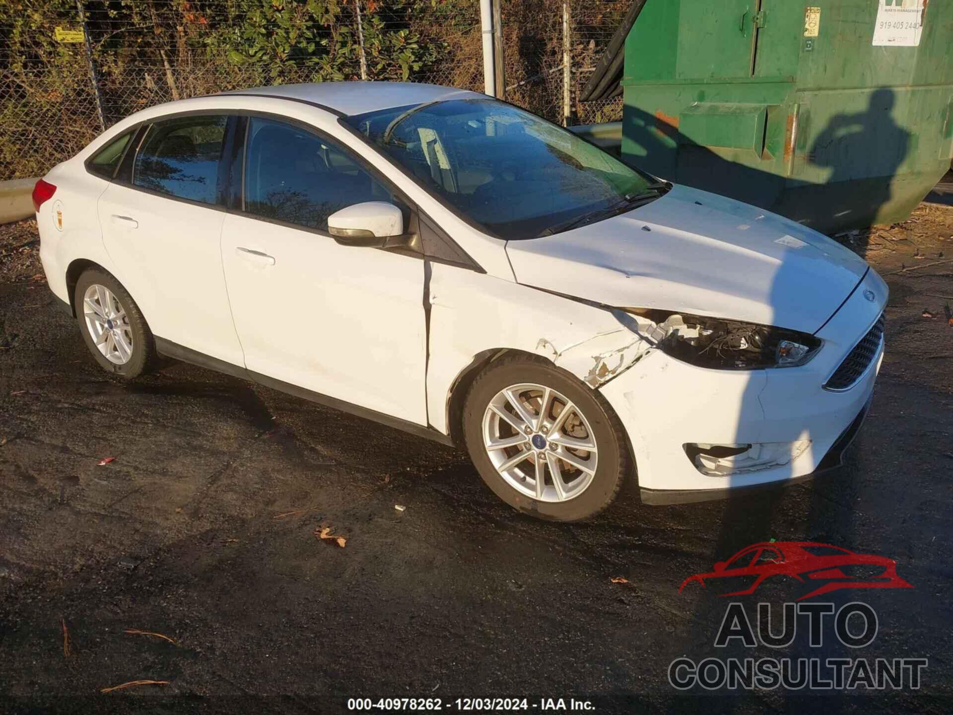 FORD FOCUS 2015 - 1FADP3F22FL282677