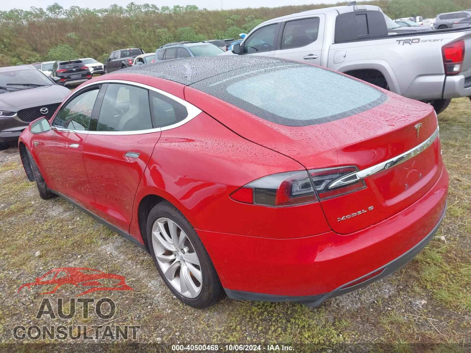TESLA MODEL S 2015 - 5YJSA1E26FF106890