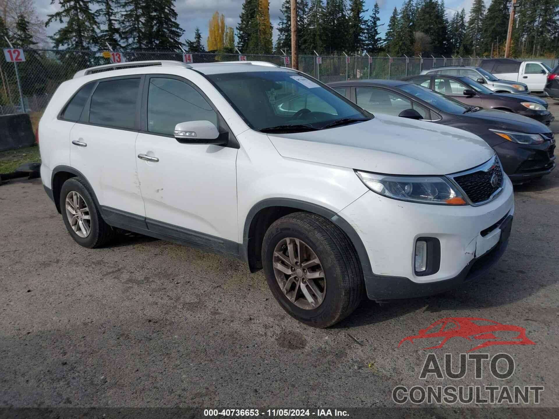 KIA SORENTO 2015 - 5XYKT4A63FG627739