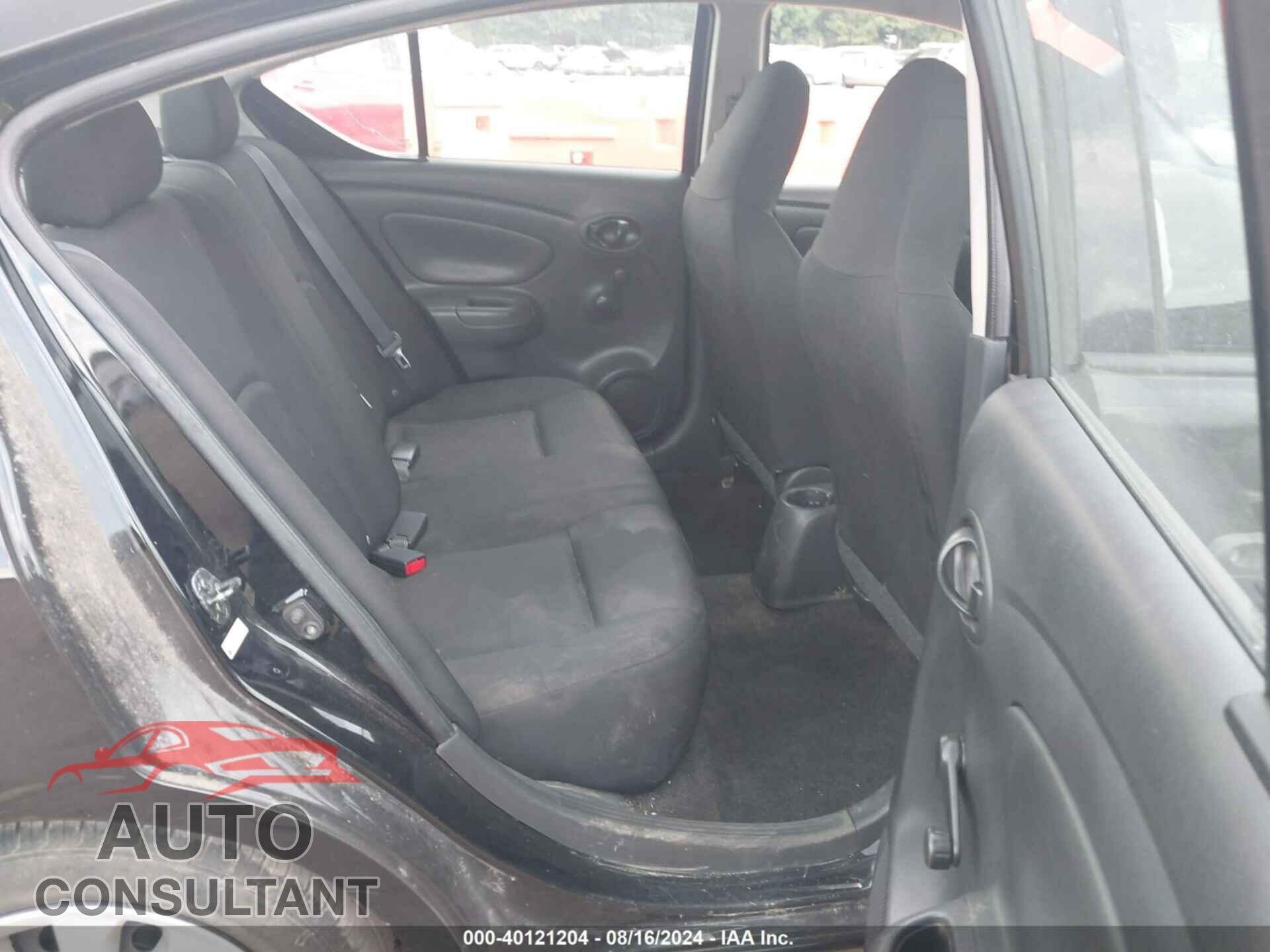 NISSAN VERSA 2017 - 3N1CN7AP3HL804085