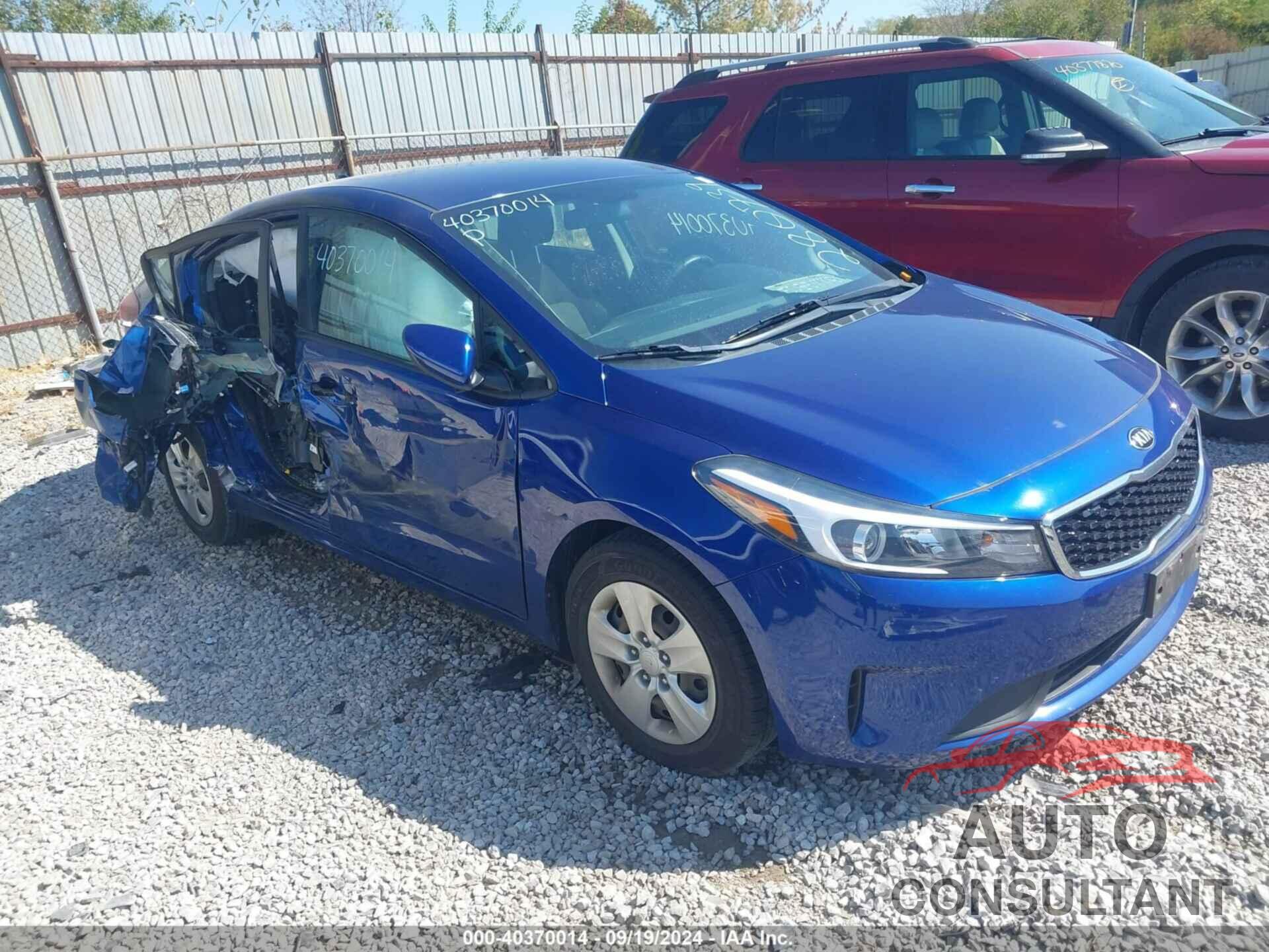 KIA FORTE 2018 - 3KPFK4A75JE280739