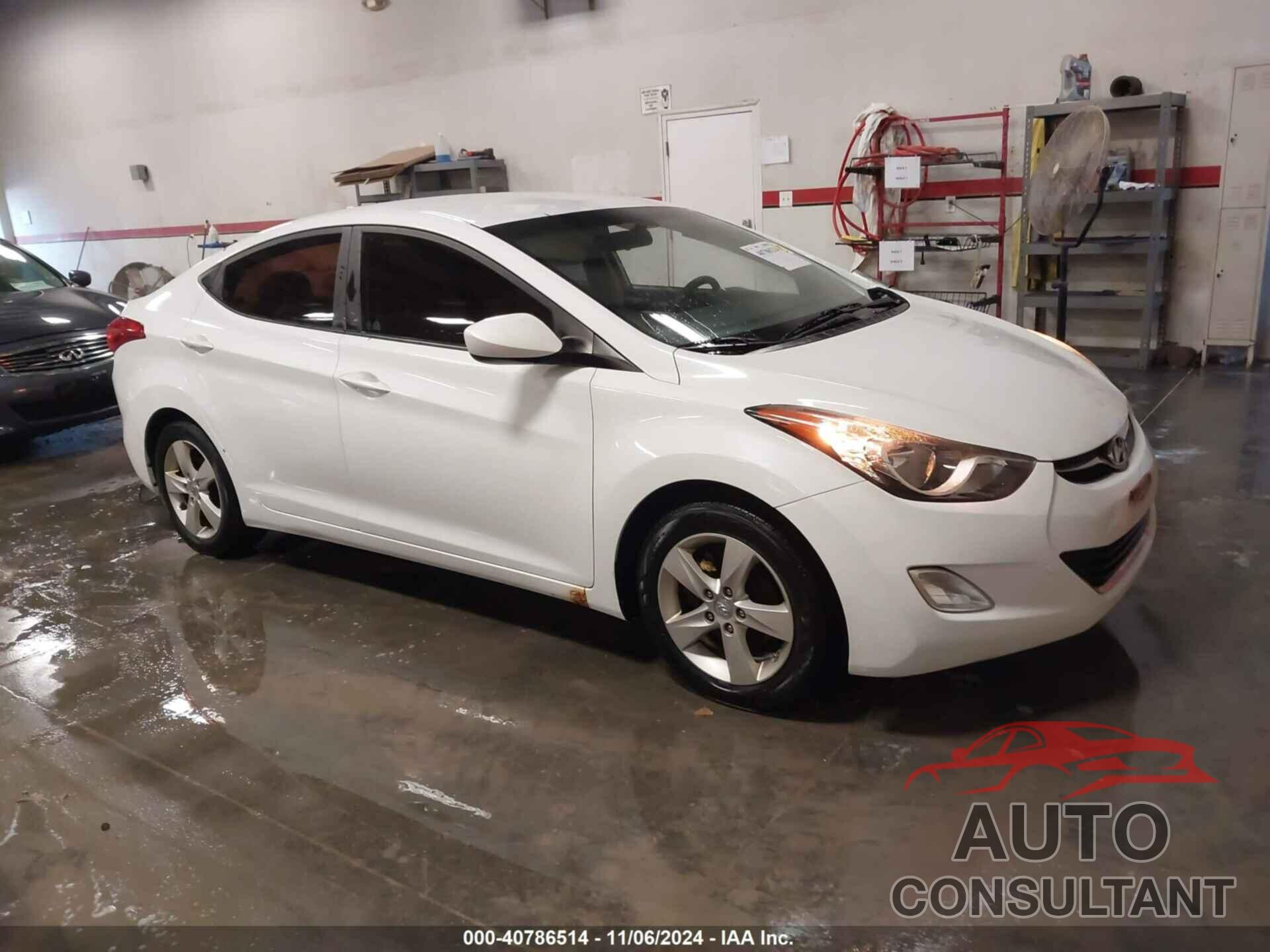 HYUNDAI ELANTRA 2012 - 5NPDH4AE0CH105088