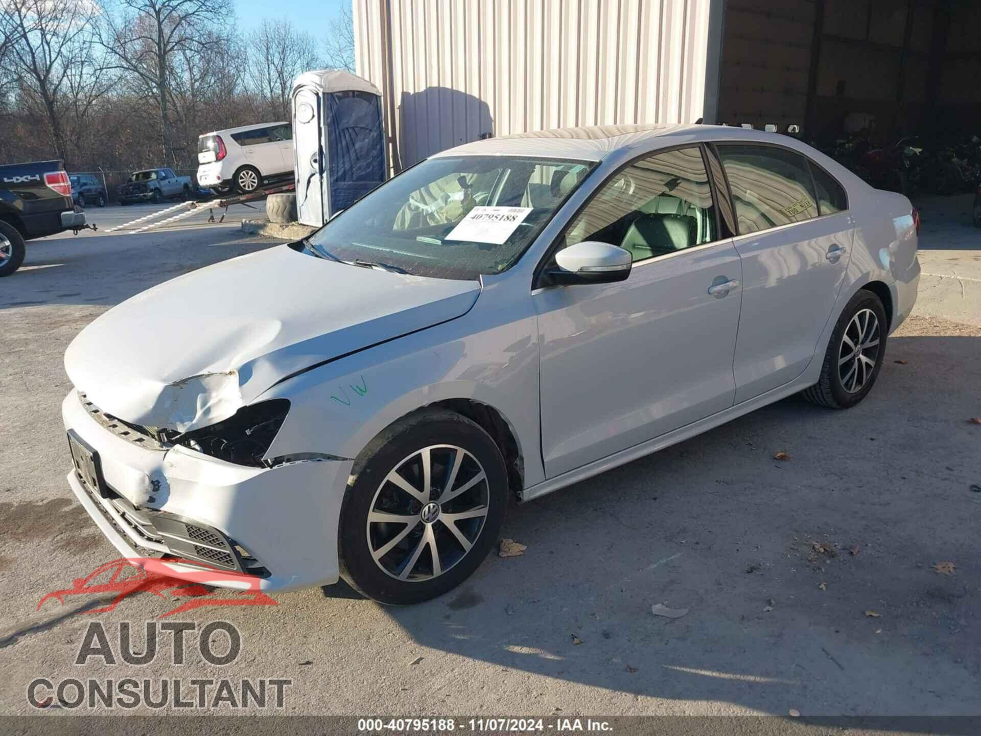 VOLKSWAGEN JETTA 2017 - 3VWDB7AJ8HM379993