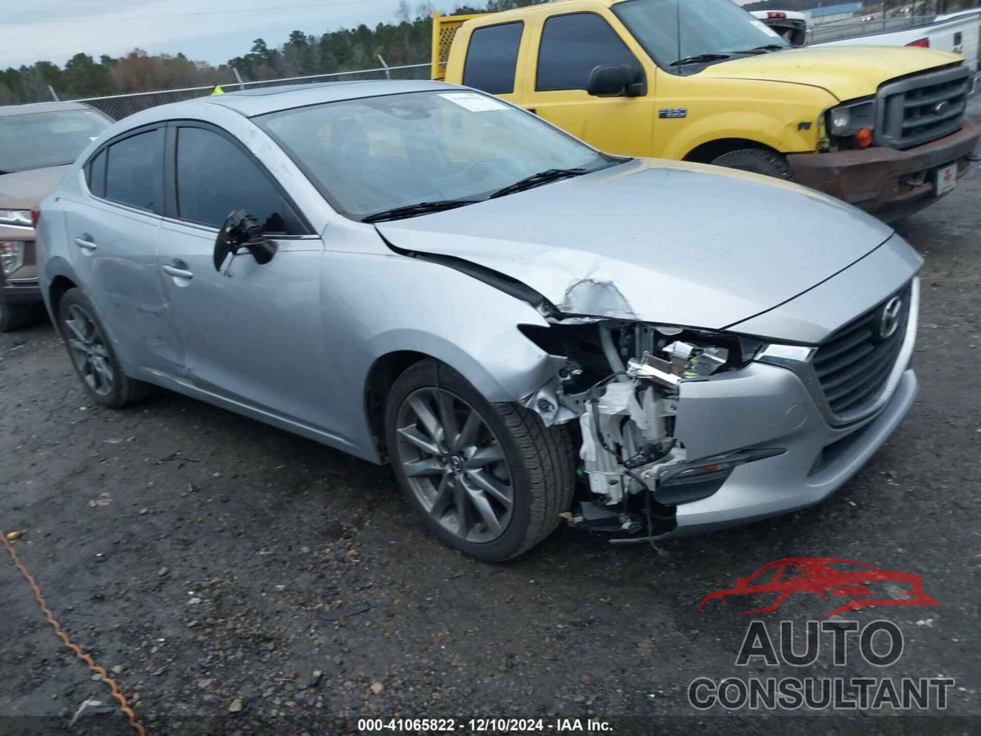 MAZDA 3 2018 - 3MZBN1V36JM217566