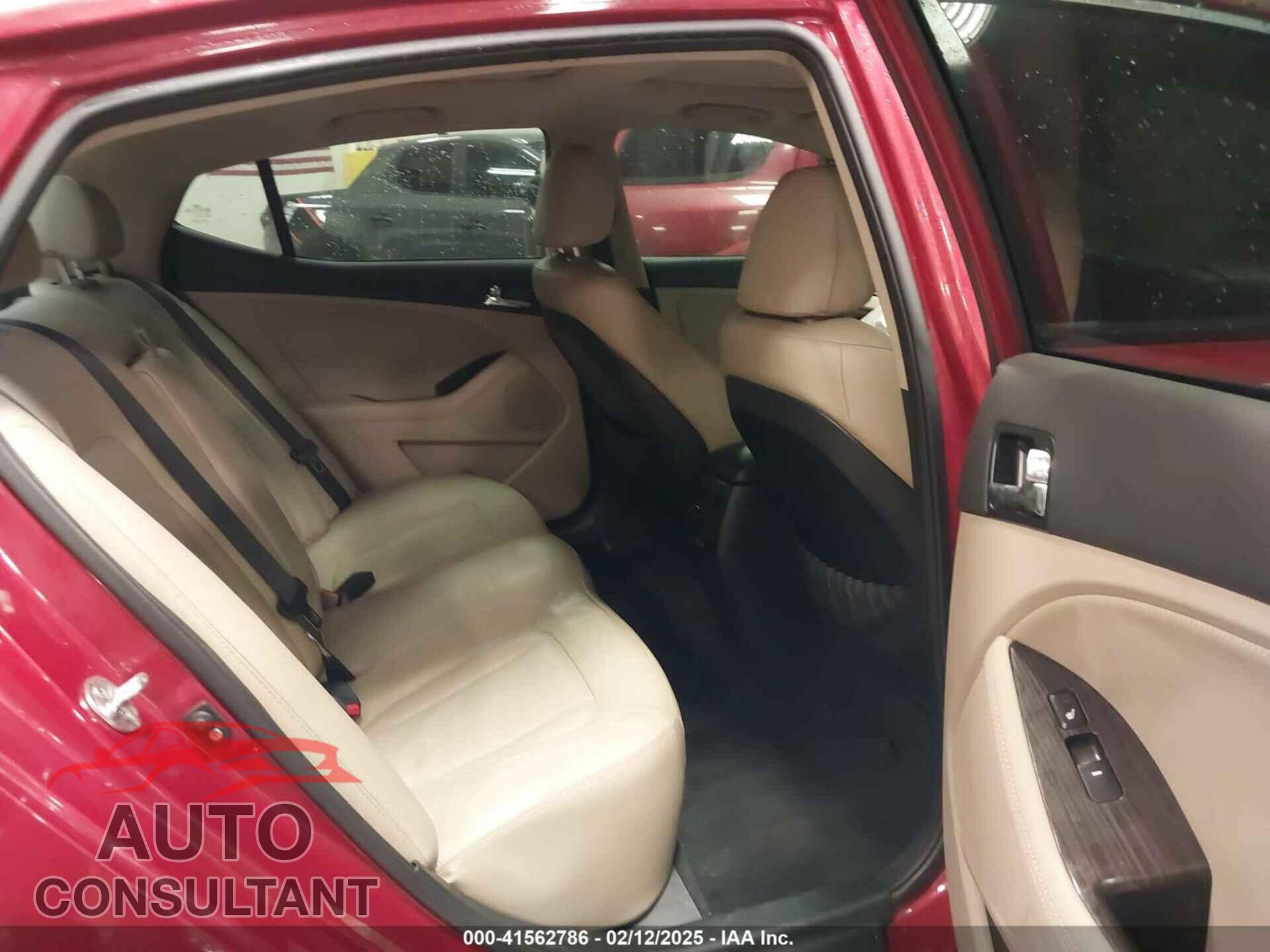 KIA OPTIMA 2011 - KNAGN4A72B5146647