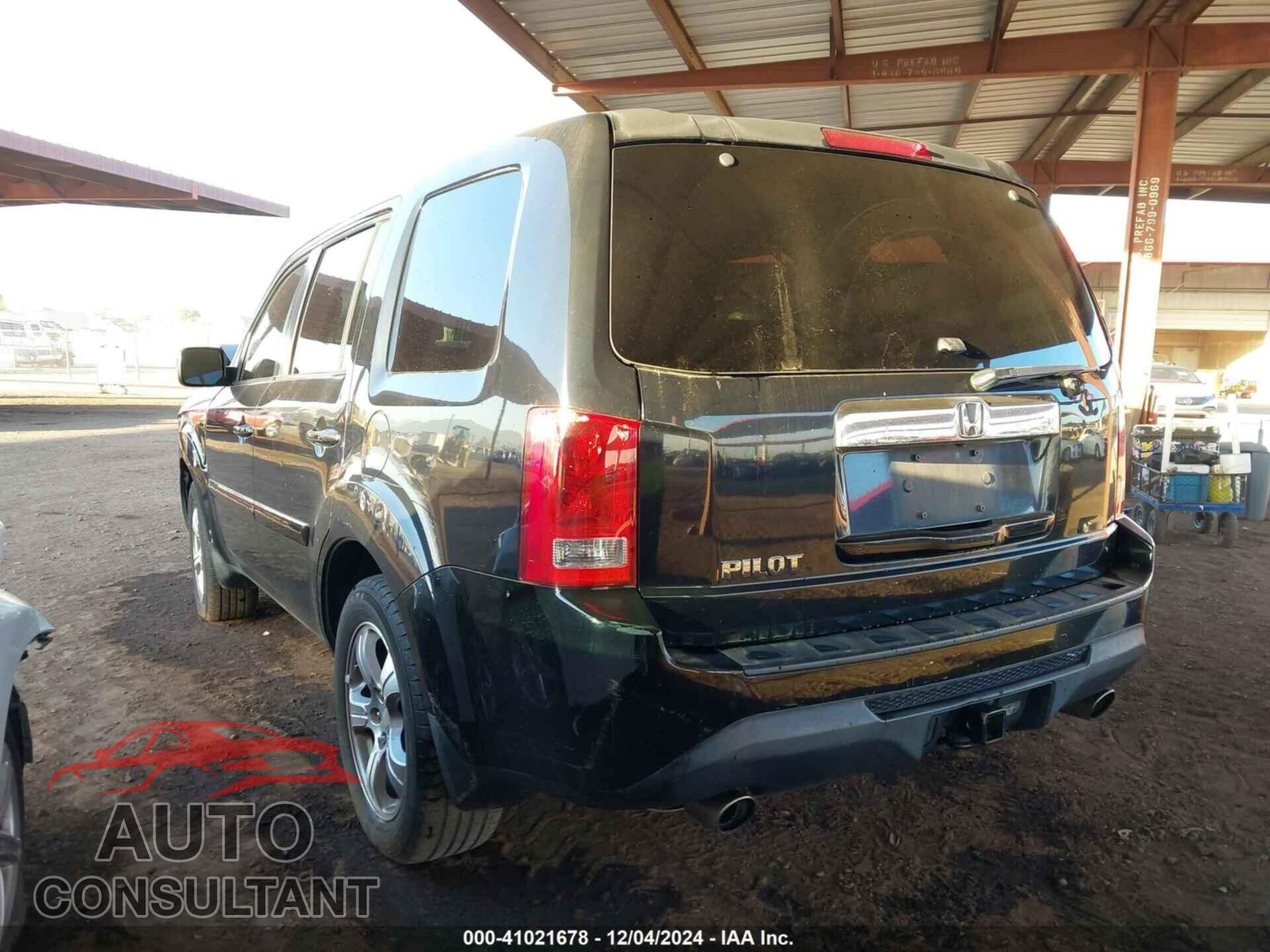 HONDA PILOT 2015 - 5FNYF3H52FB009232