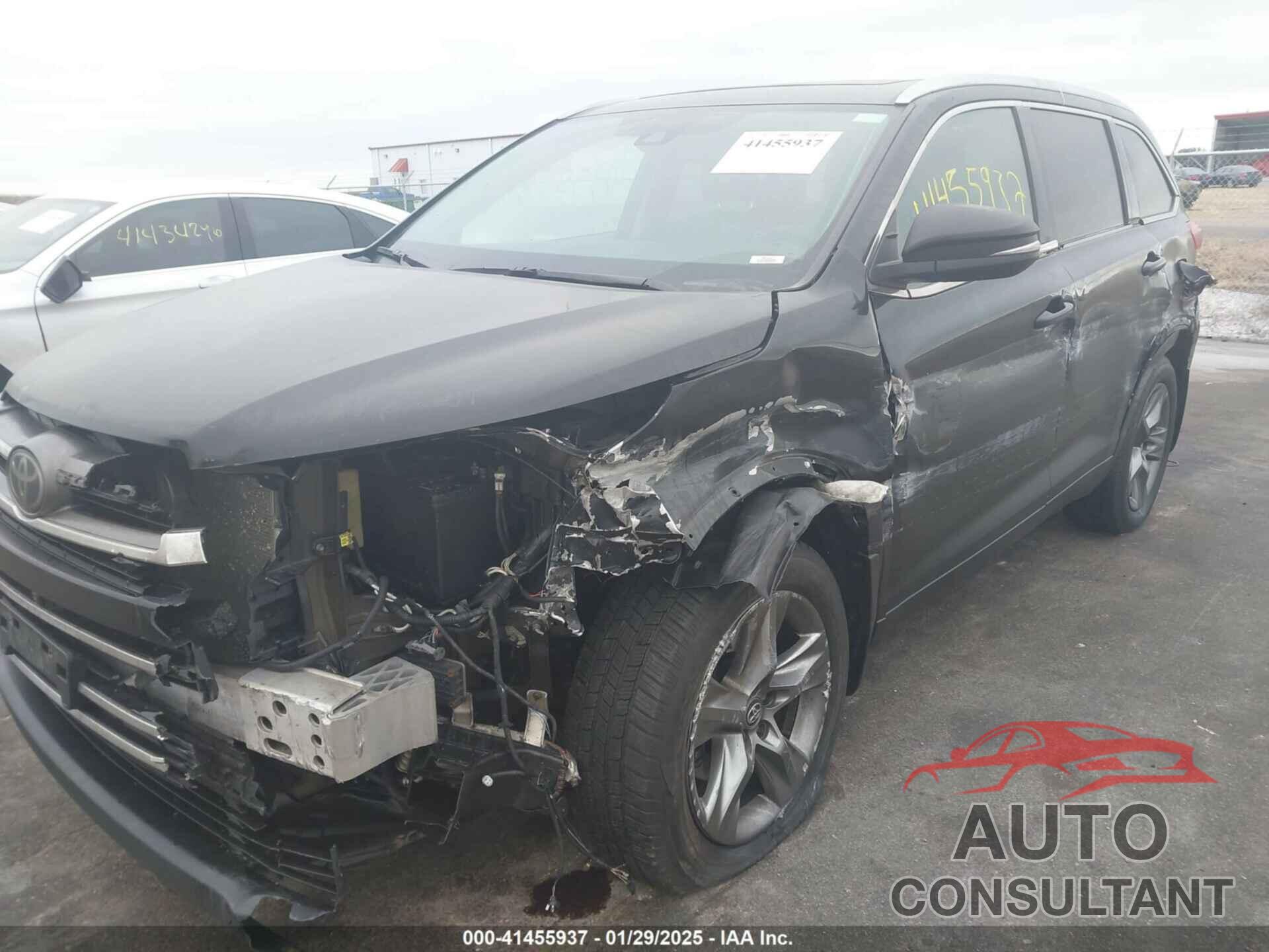 TOYOTA HIGHLANDER 2019 - 5TDDZRFH6KS977765