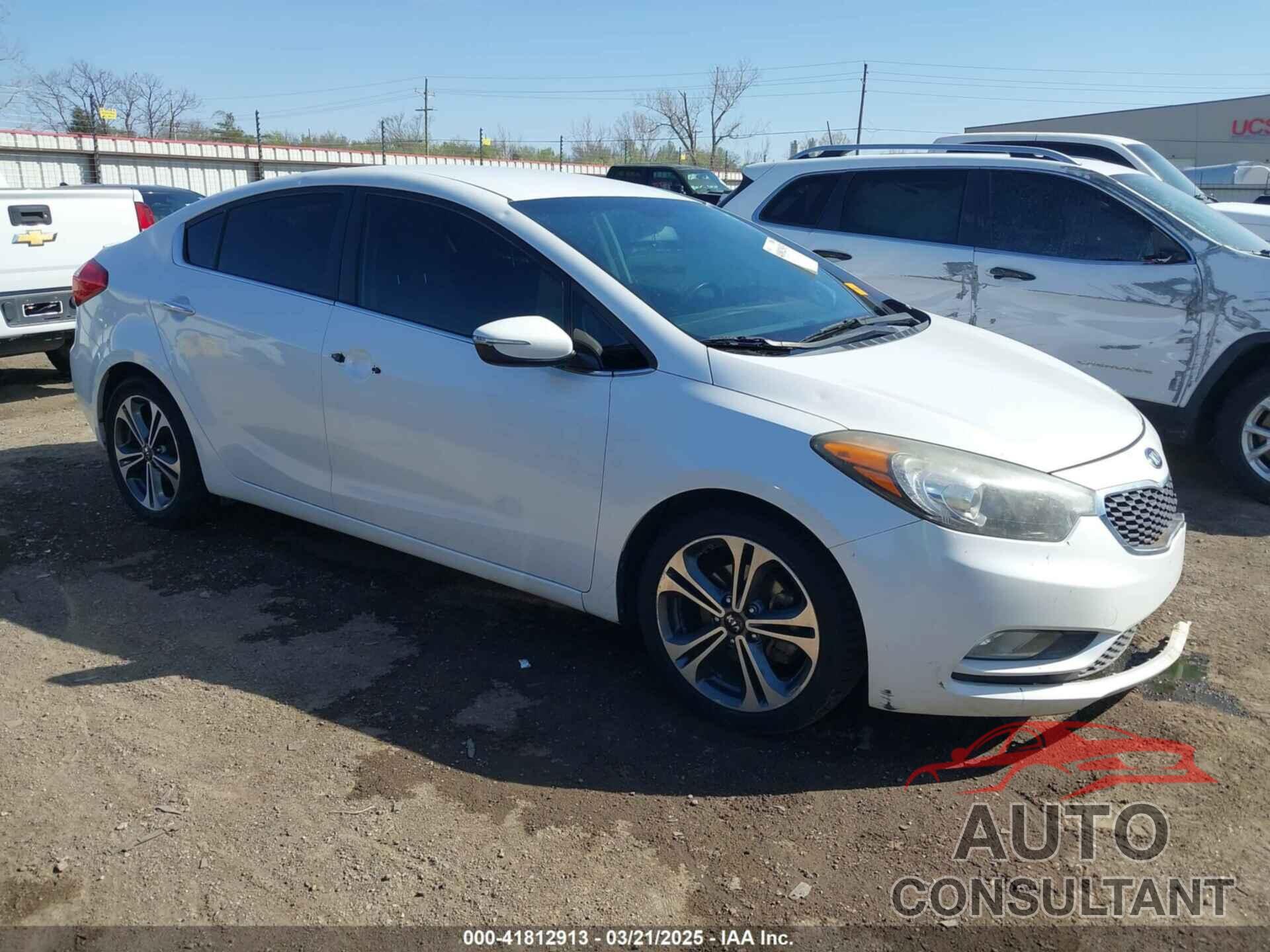 KIA FORTE 2015 - KNAFX4A86F5378446