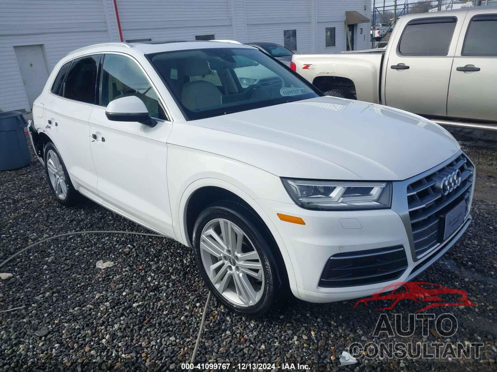 AUDI Q5 2018 - WA1BNAFY3J2006324