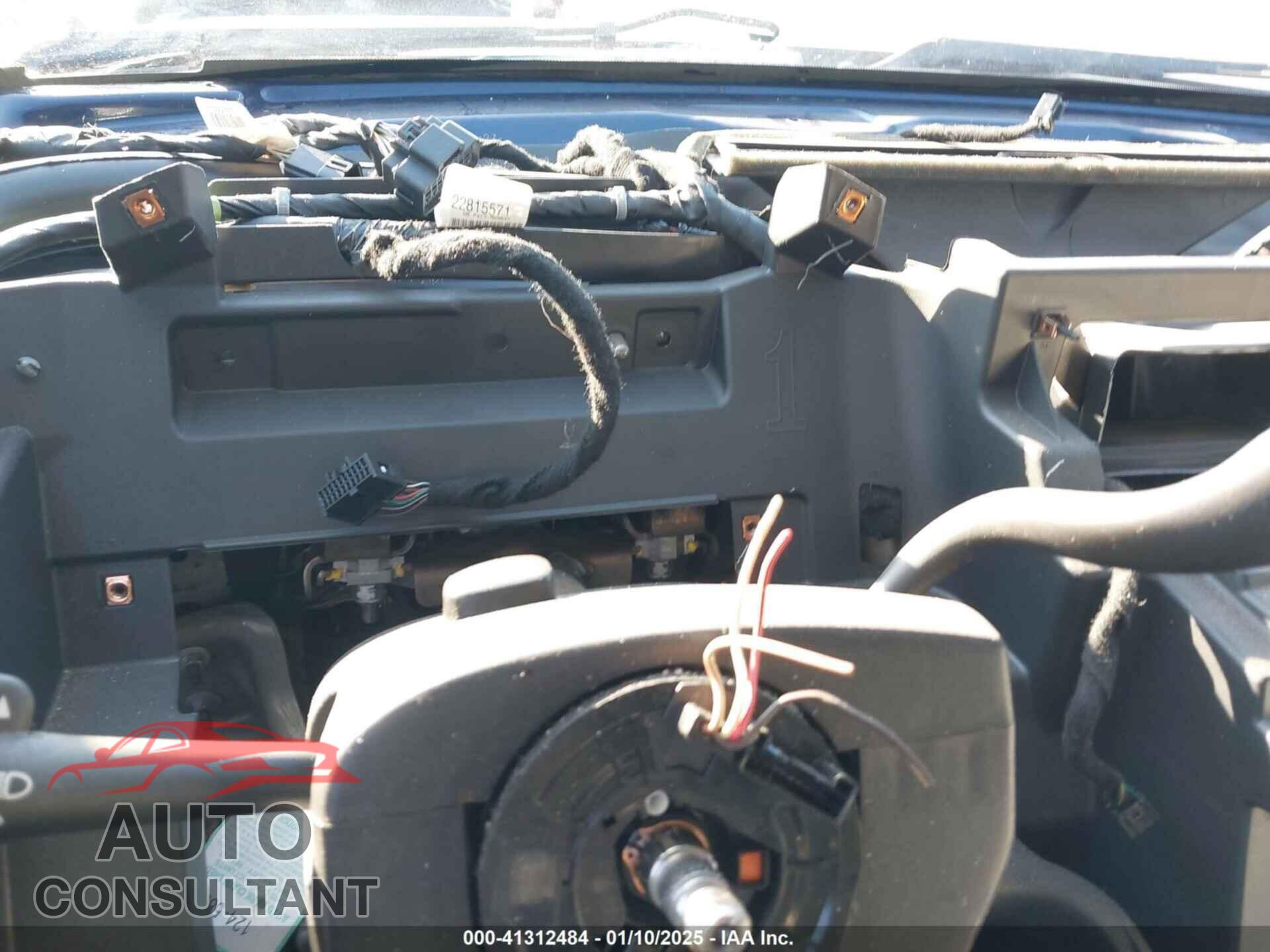 CHEVROLET TAHOE 2012 - 1GNSCBE02CR242591