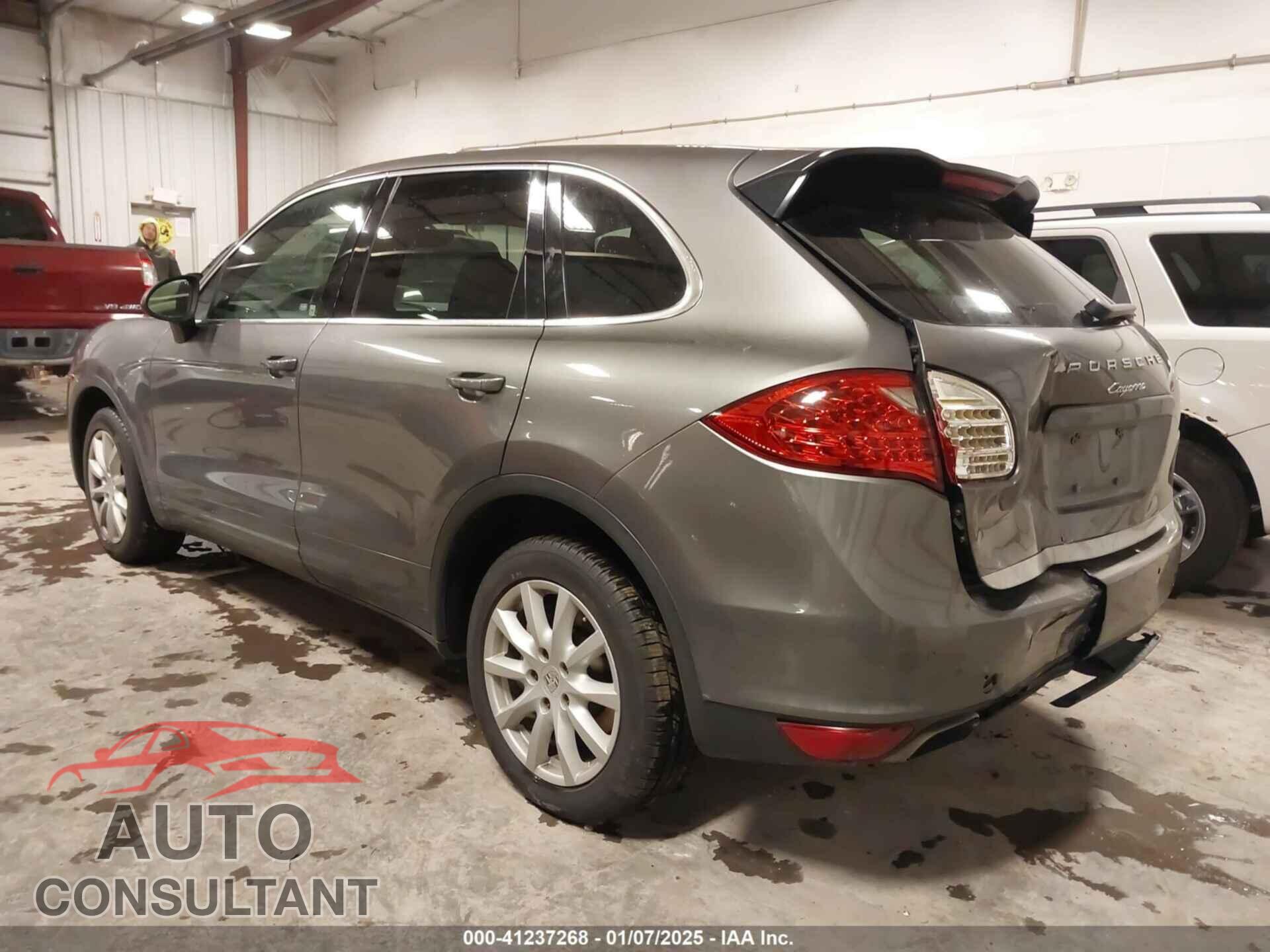 PORSCHE CAYENNE 2011 - WP1AA2A28BLA01121