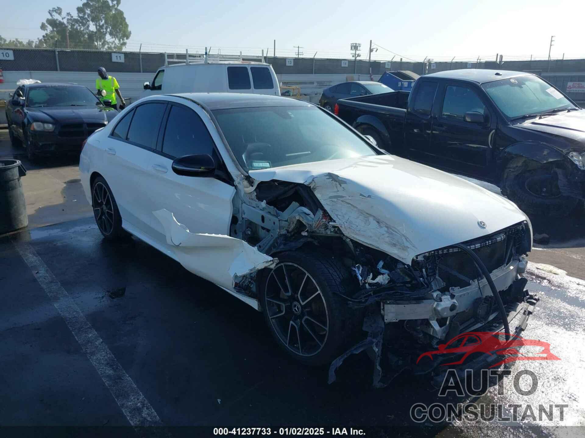 MERCEDES-BENZ C 300 2019 - 55SWF8DB1KU292084