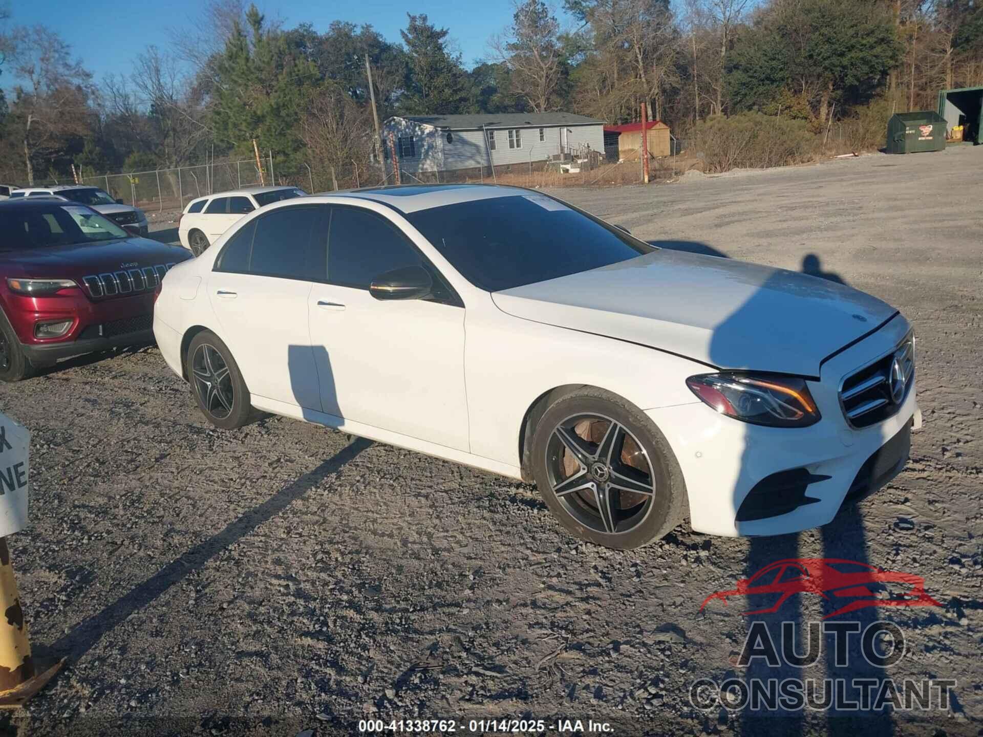 MERCEDES-BENZ E 300 2018 - WDDZF4JB0JA321292