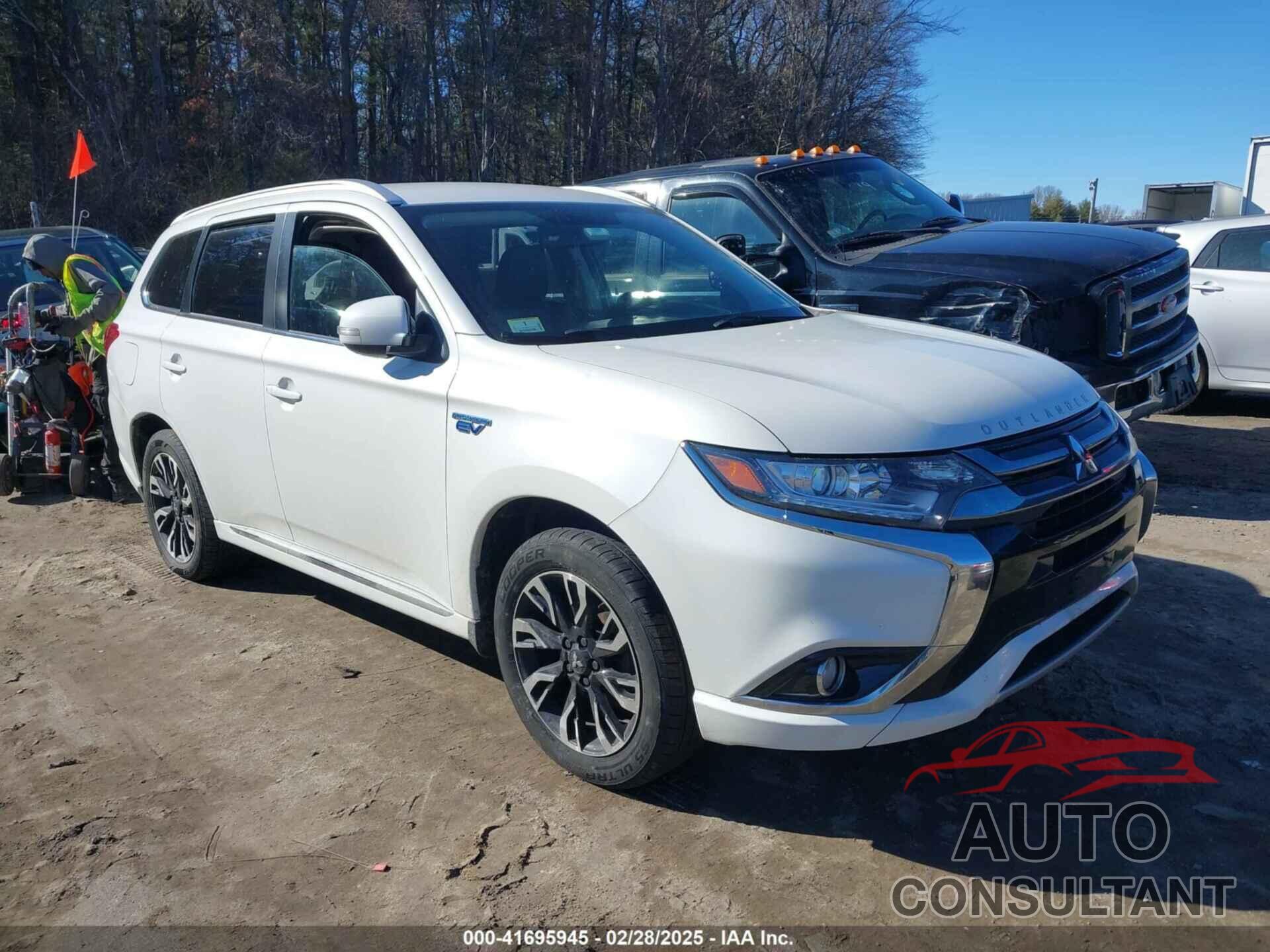 MITSUBISHI OUTLANDER PHEV 2018 - JA4J24A54JZ027791