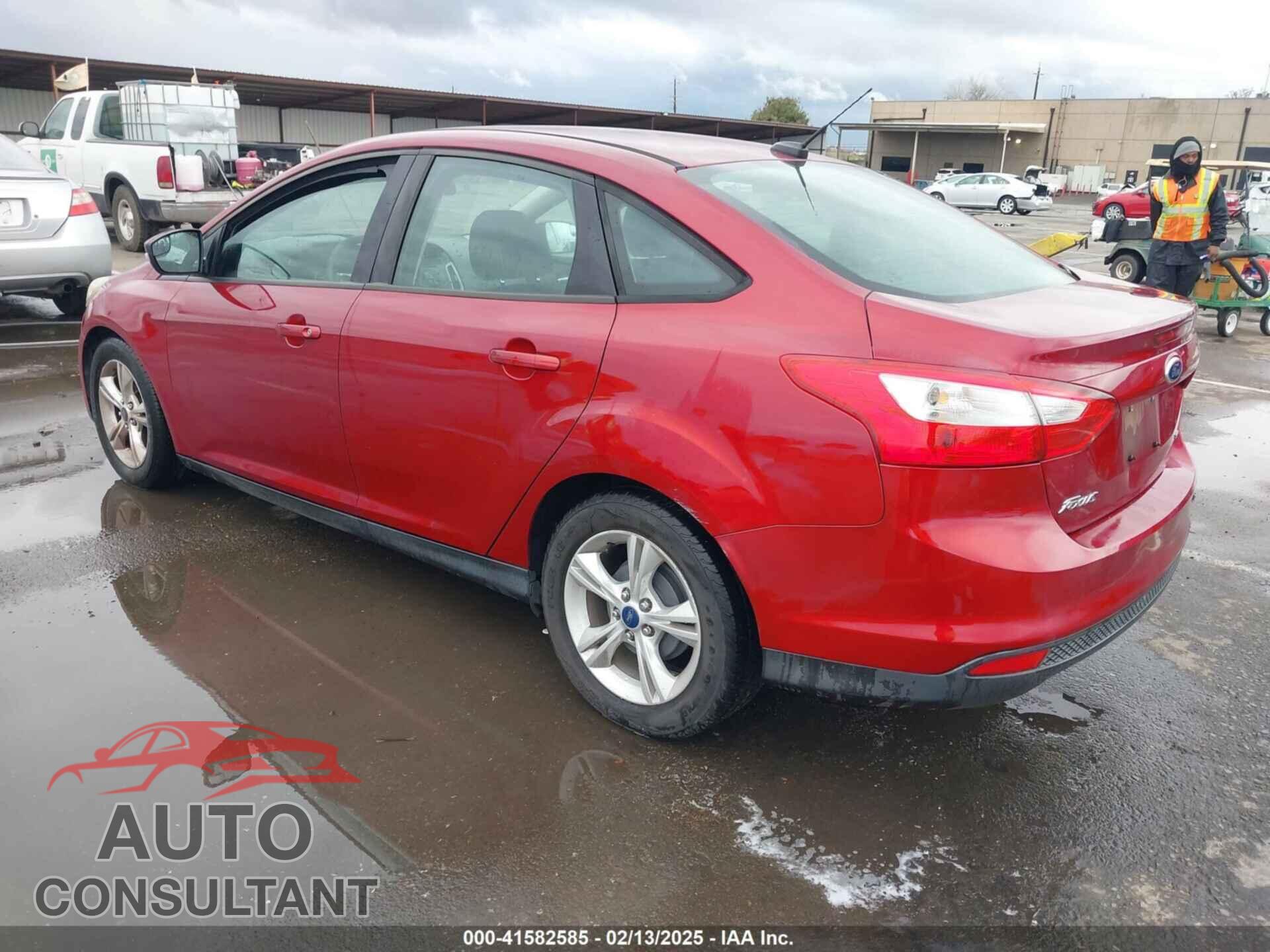 FORD FOCUS 2014 - 1FADP3F22EL112110