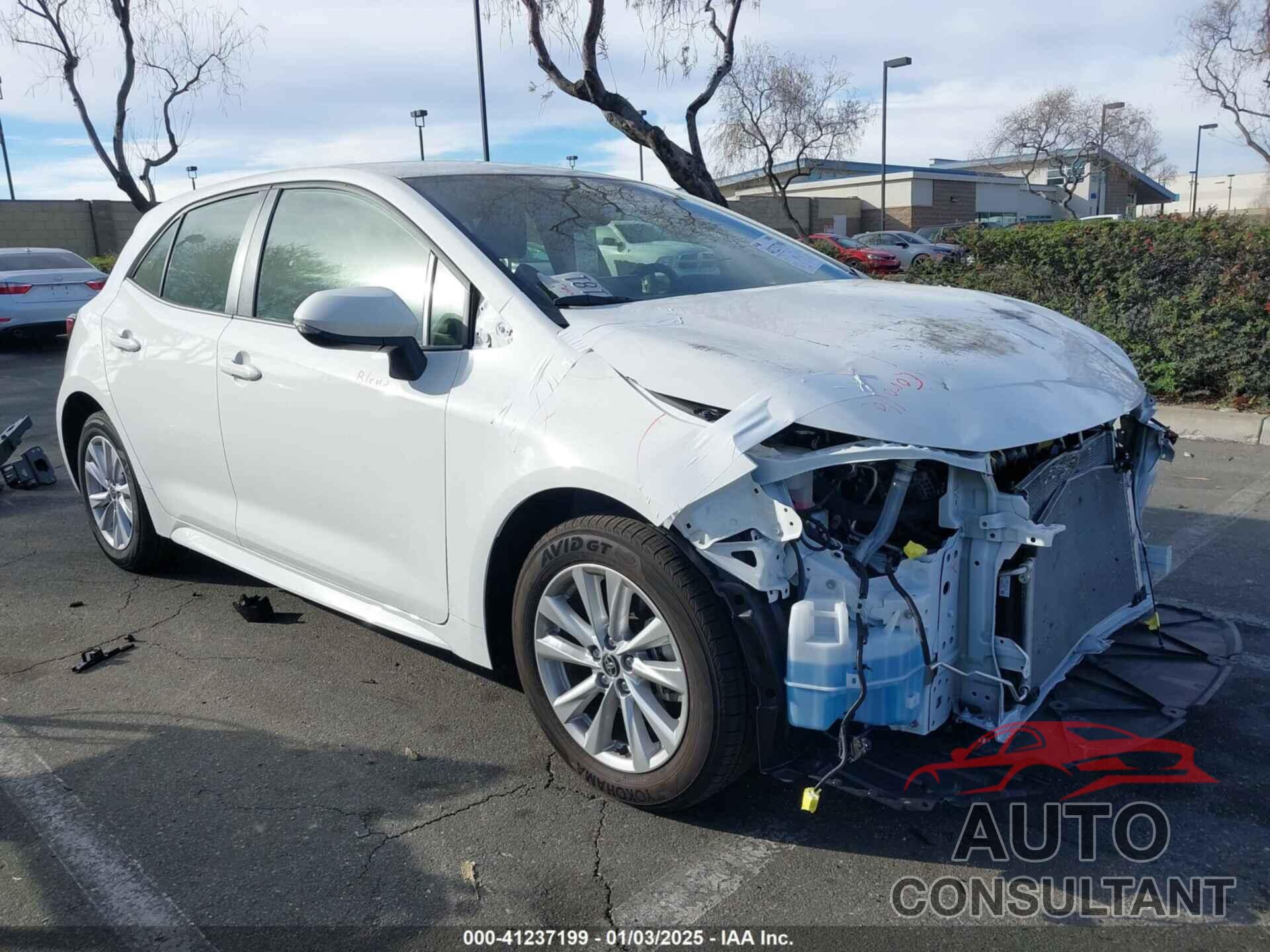 TOYOTA COROLLA 2024 - JTND4MBE5R3227570