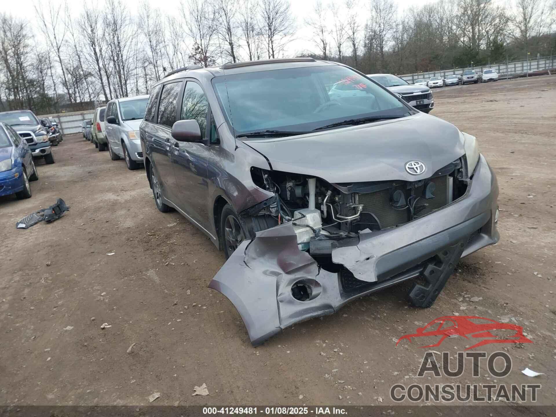 TOYOTA SIENNA 2011 - 5TDXK3DCXBS140409