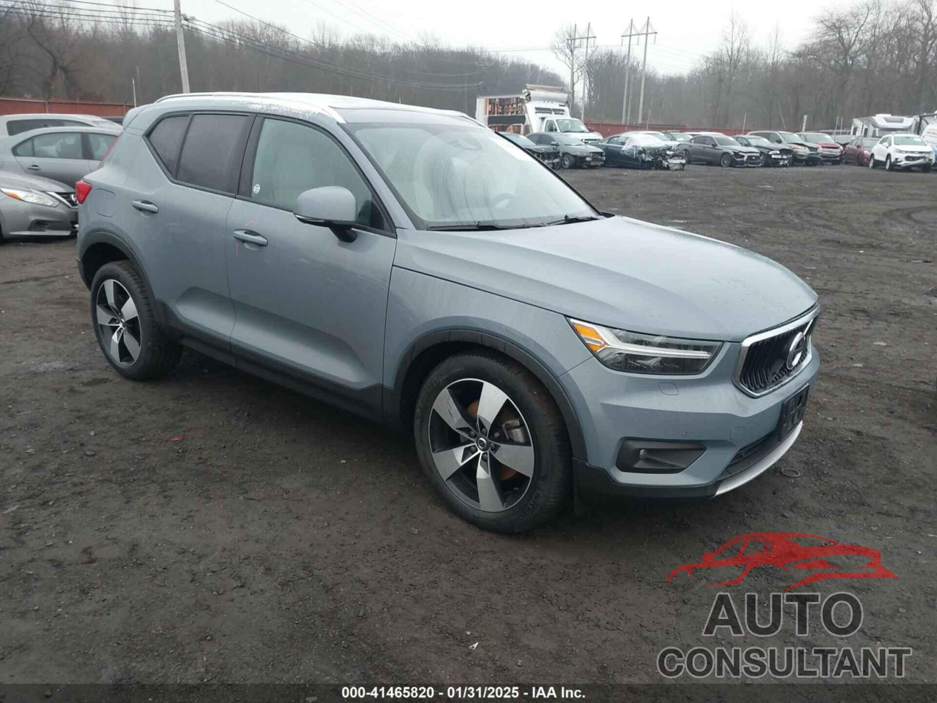 VOLVO XC40 2022 - YV4162UK4N2742114