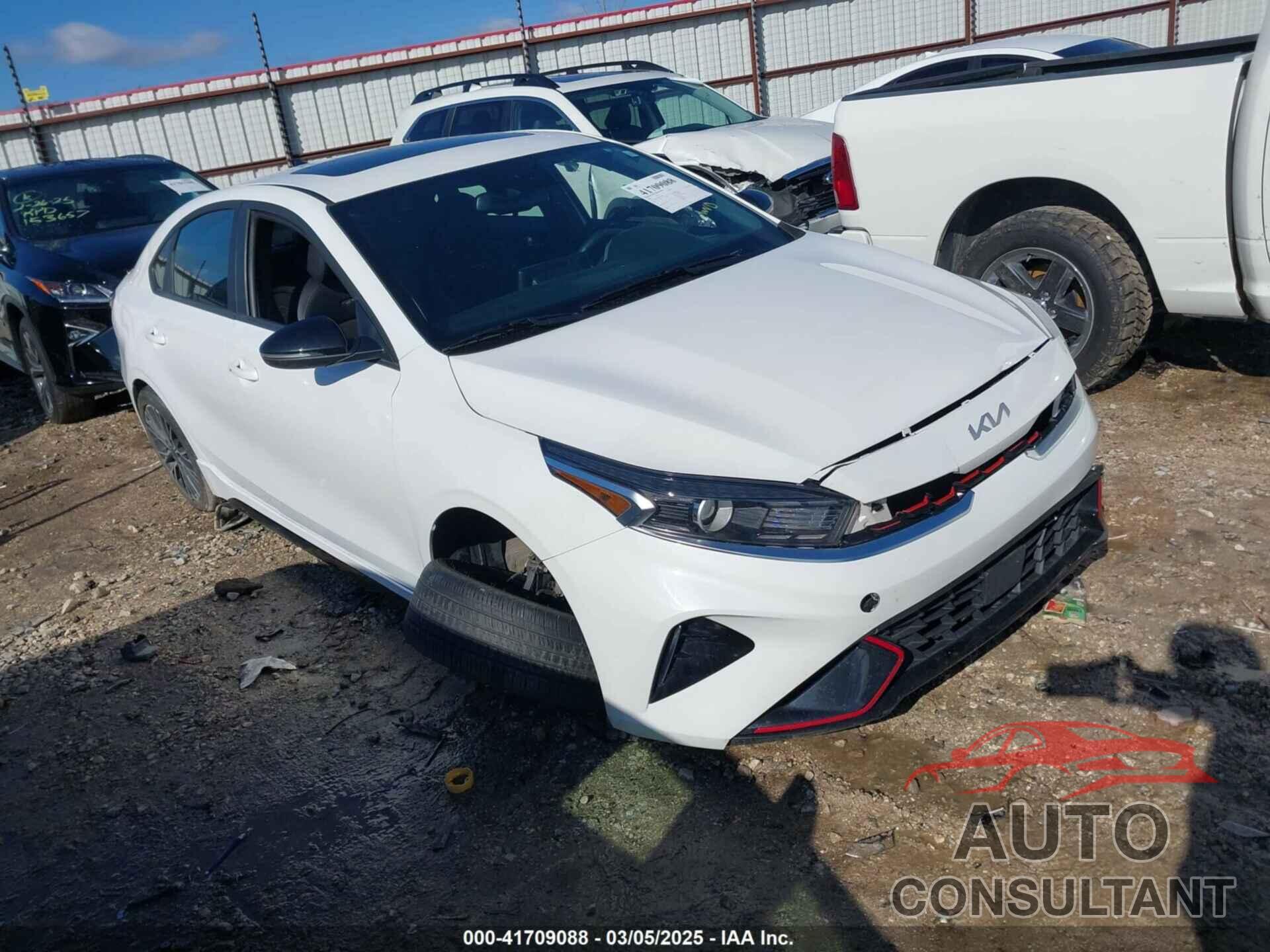 KIA FORTE 2024 - 3KPF54AD5RE739549
