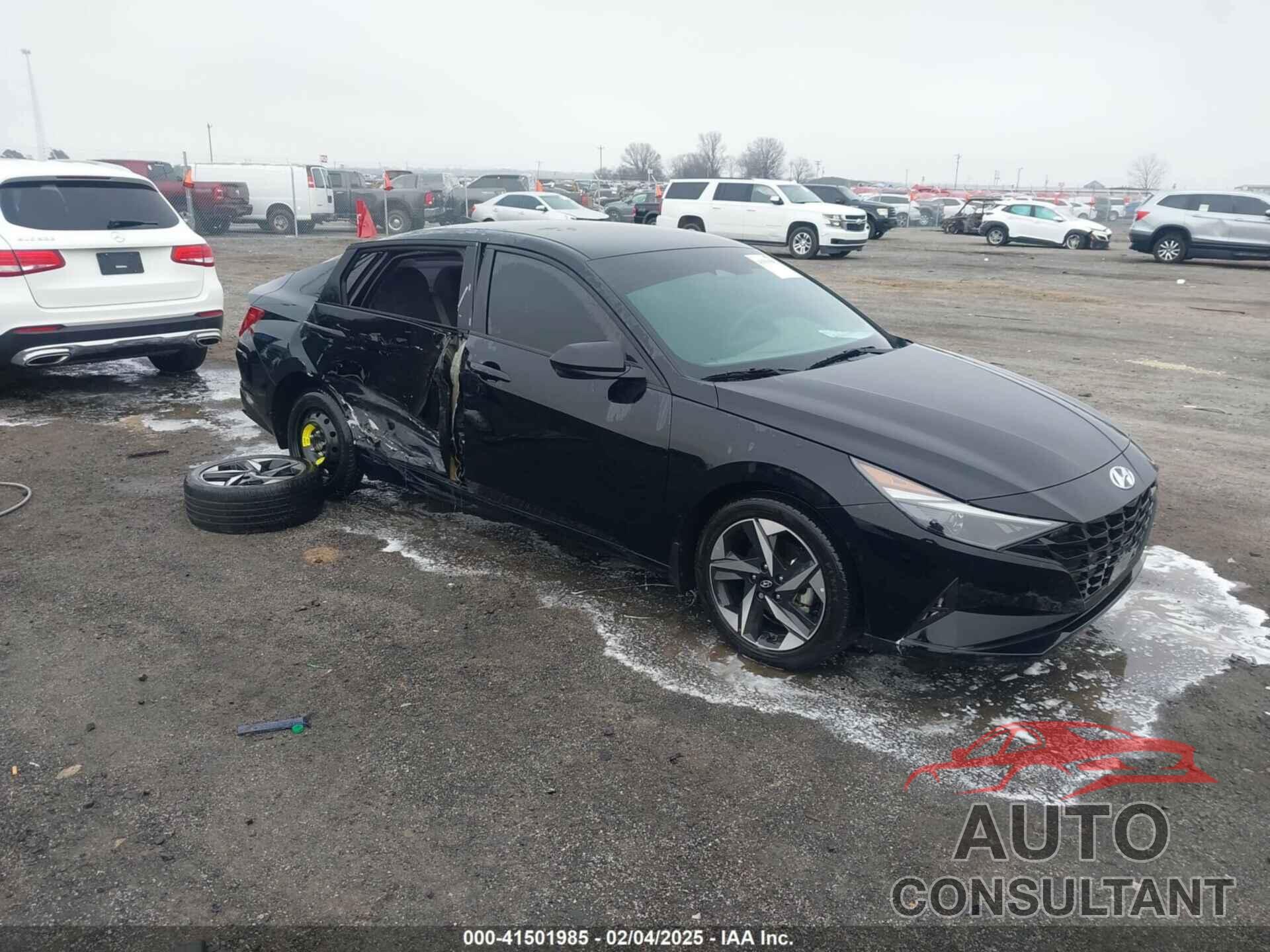 HYUNDAI ELANTRA 2023 - KMHLS4AG5PU579186