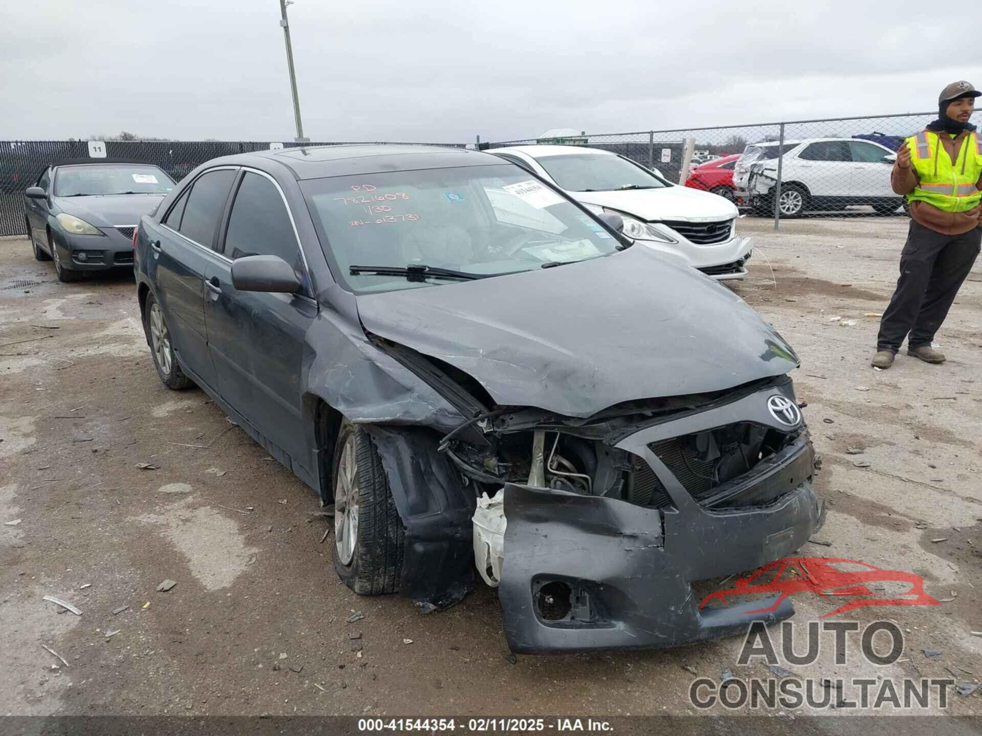 TOYOTA CAMRY 2011 - 4T1BK3EK4BU613731