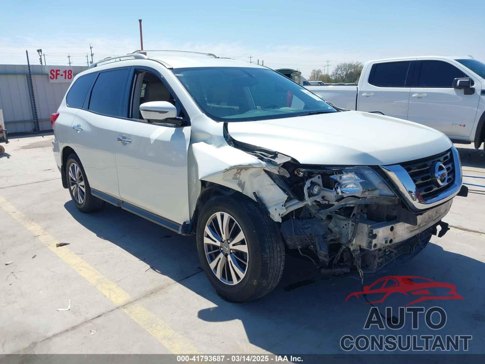 NISSAN PATHFINDER 2017 - 5N1DR2MM6HC687085