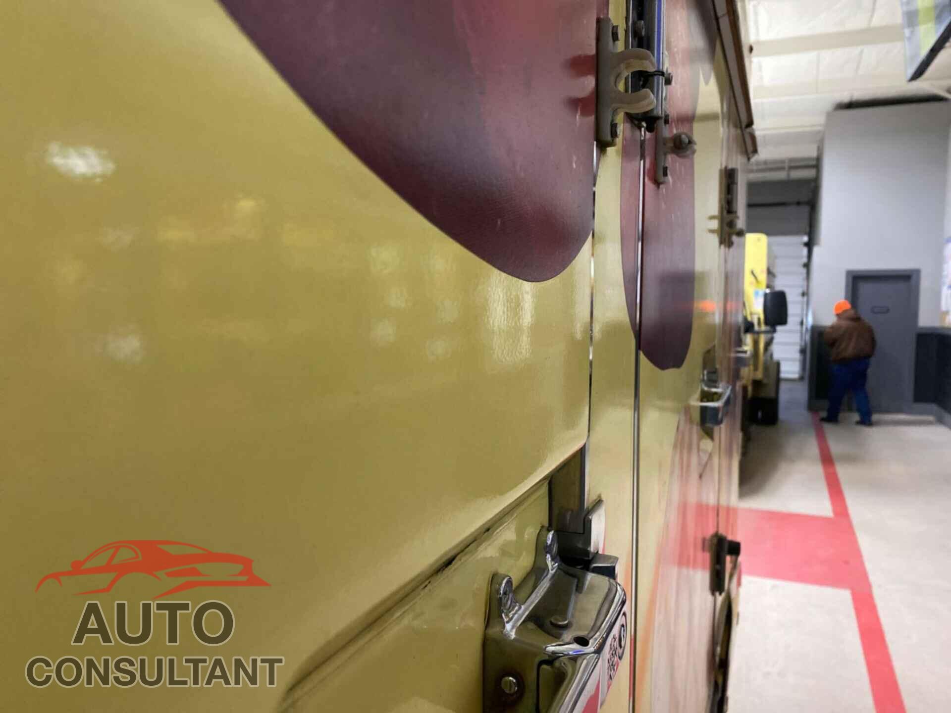 FORD E-450 CUTAWAY 2017 - 1FDXE4FS2HDC69035