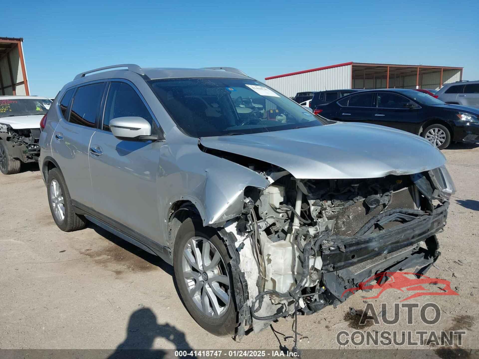 NISSAN ROGUE 2017 - KNMAT2MT4HP538375