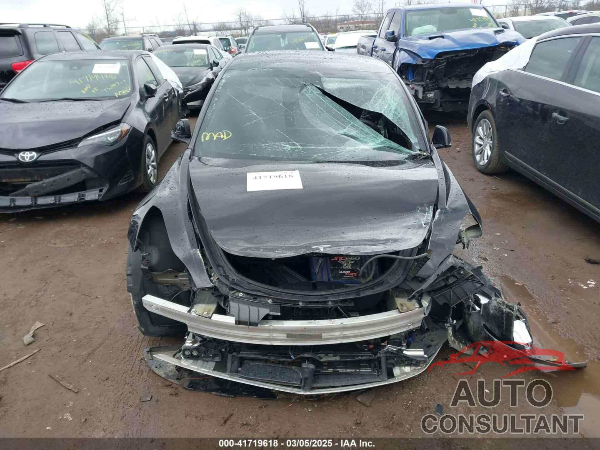 TESLA MODEL 3 2023 - 5YJ3E1EA1PF512562