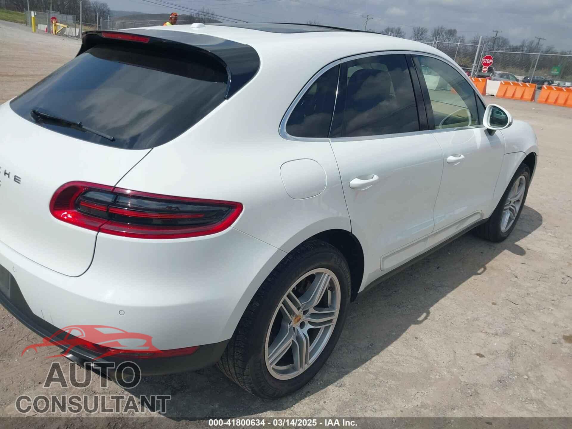 PORSCHE MACAN 2015 - WP1AB2A53FLB69598