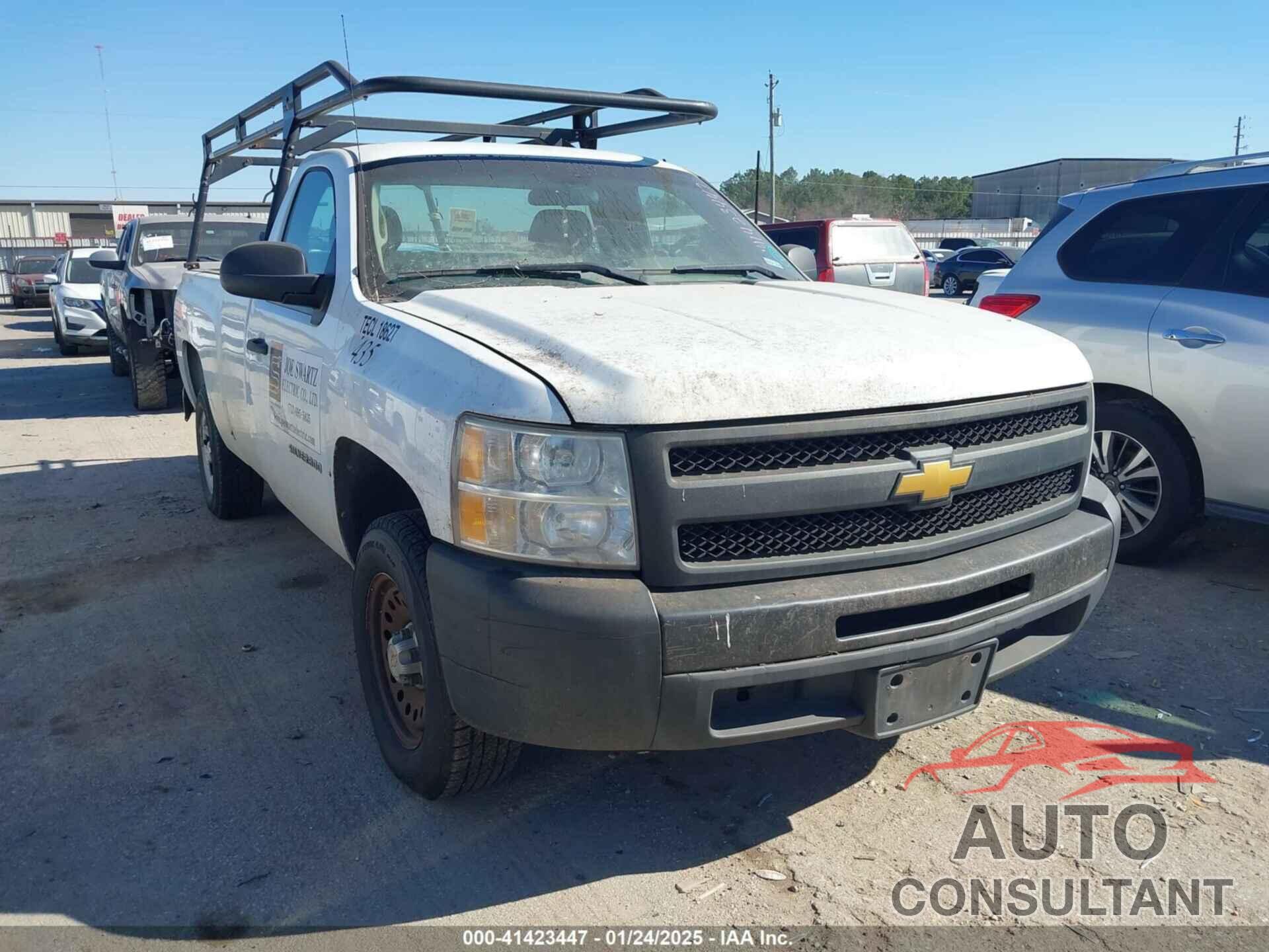 CHEVROLET SILVERADO 1500 2013 - 1GCNCPEX3DZ341728