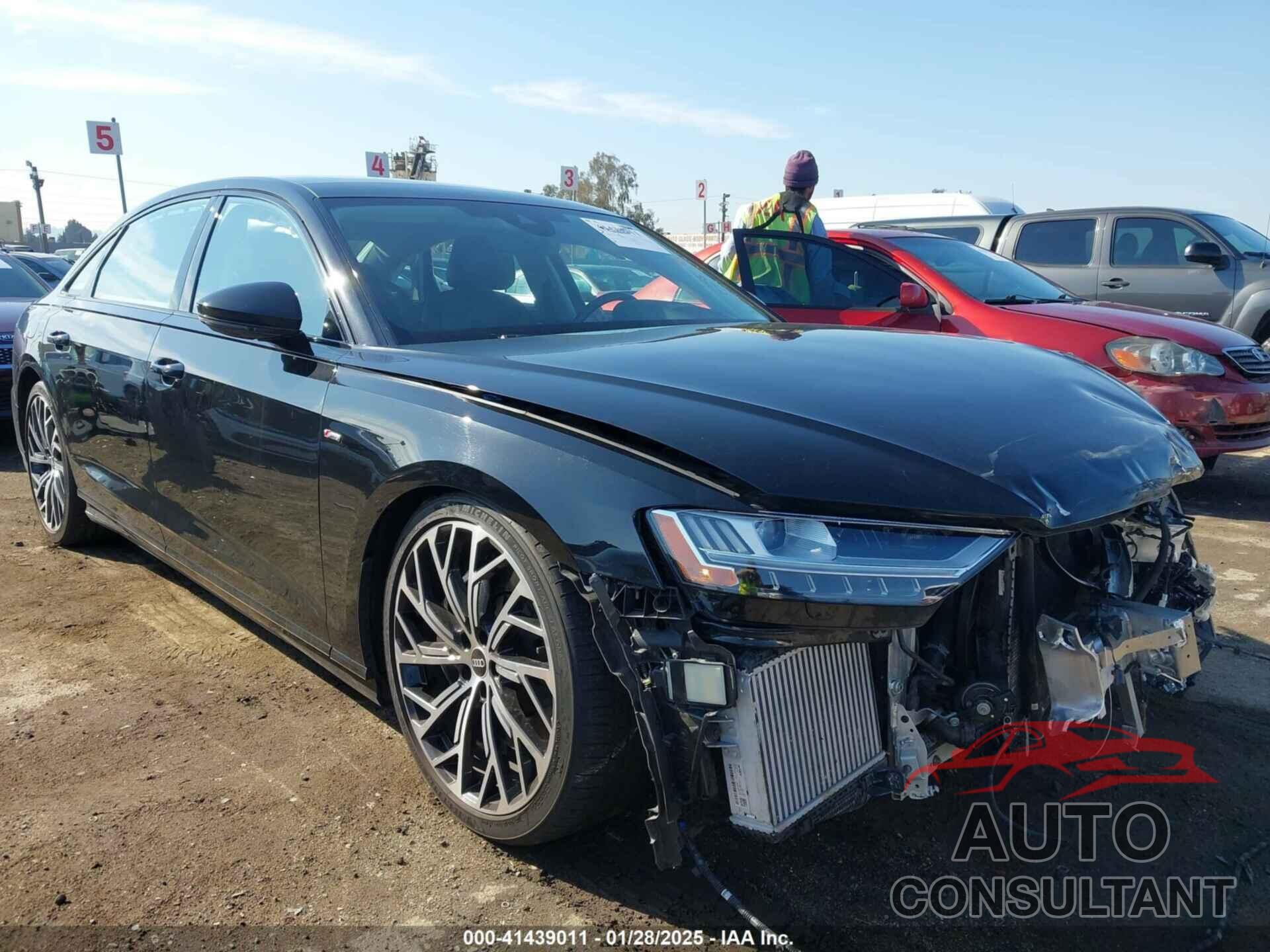 AUDI A8 L 2021 - WAU8EAF80MN023985