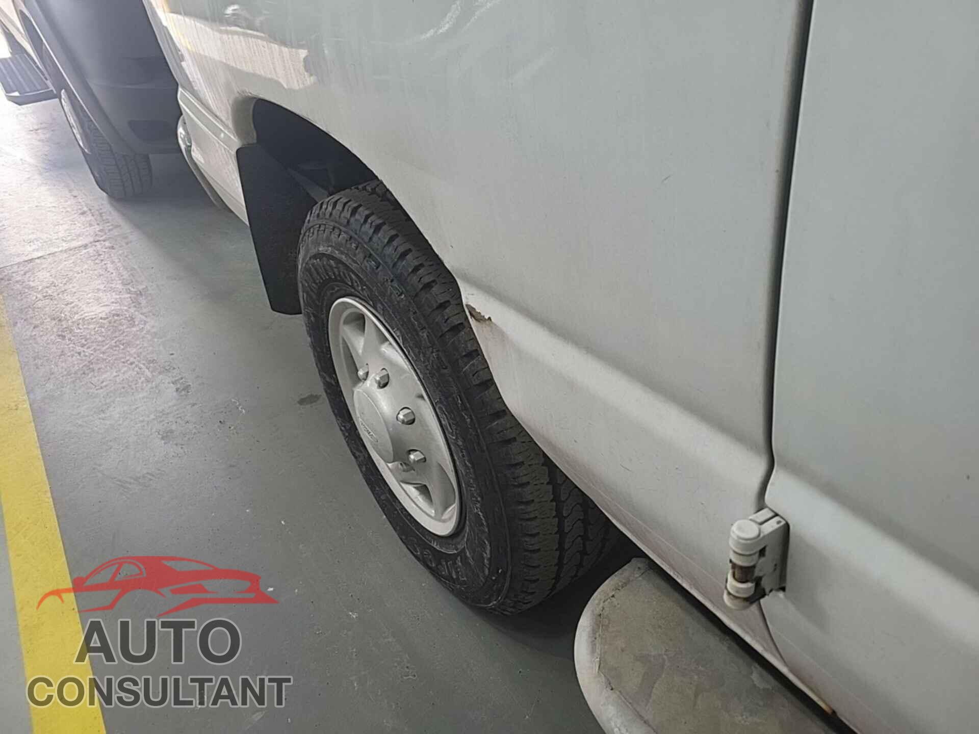 FORD ECONOLINE 2013 - 1FTNE2EW8DDA70389