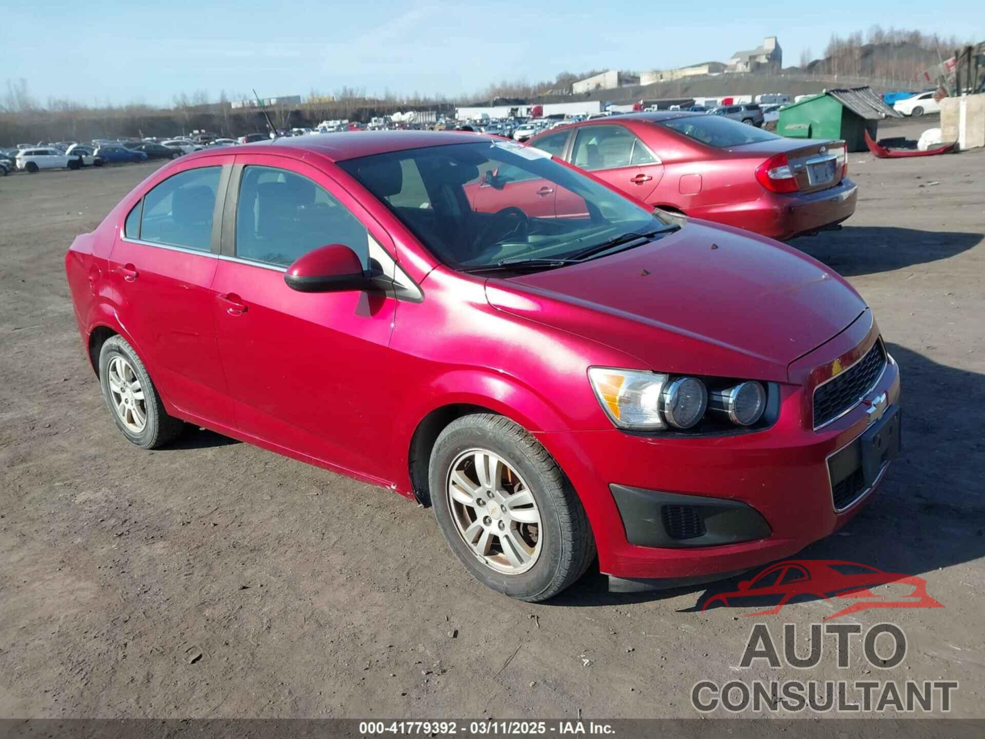 CHEVROLET SONIC 2012 - 1G1JC5SH2C4130007