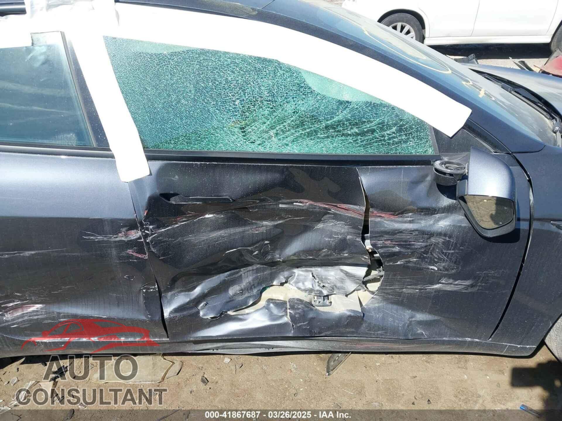 TESLA MODEL 3 2024 - 5YJ3E1EA2RF728200