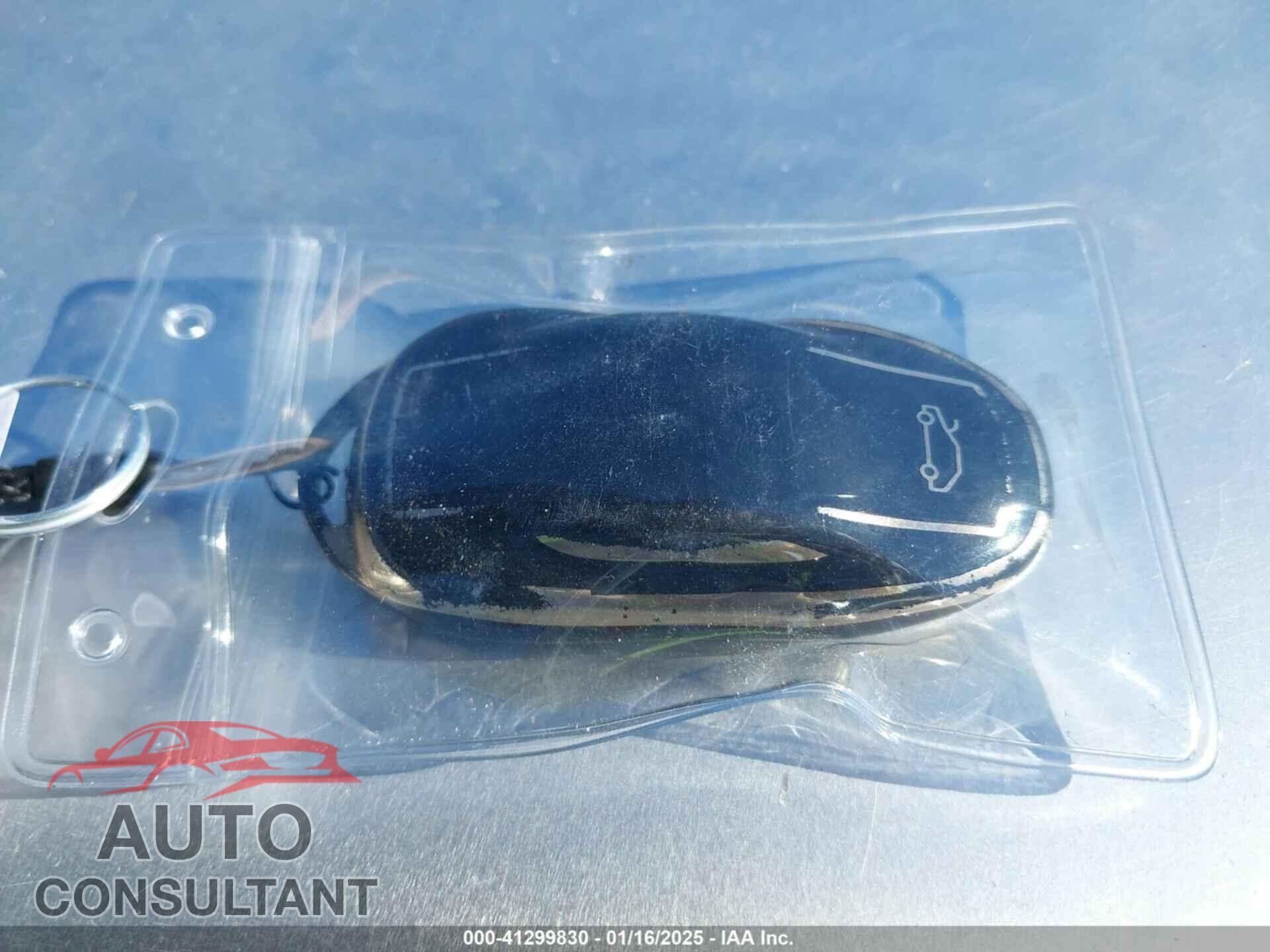TESLA MODEL S 2013 - 5YJSA1DP9DFP04627