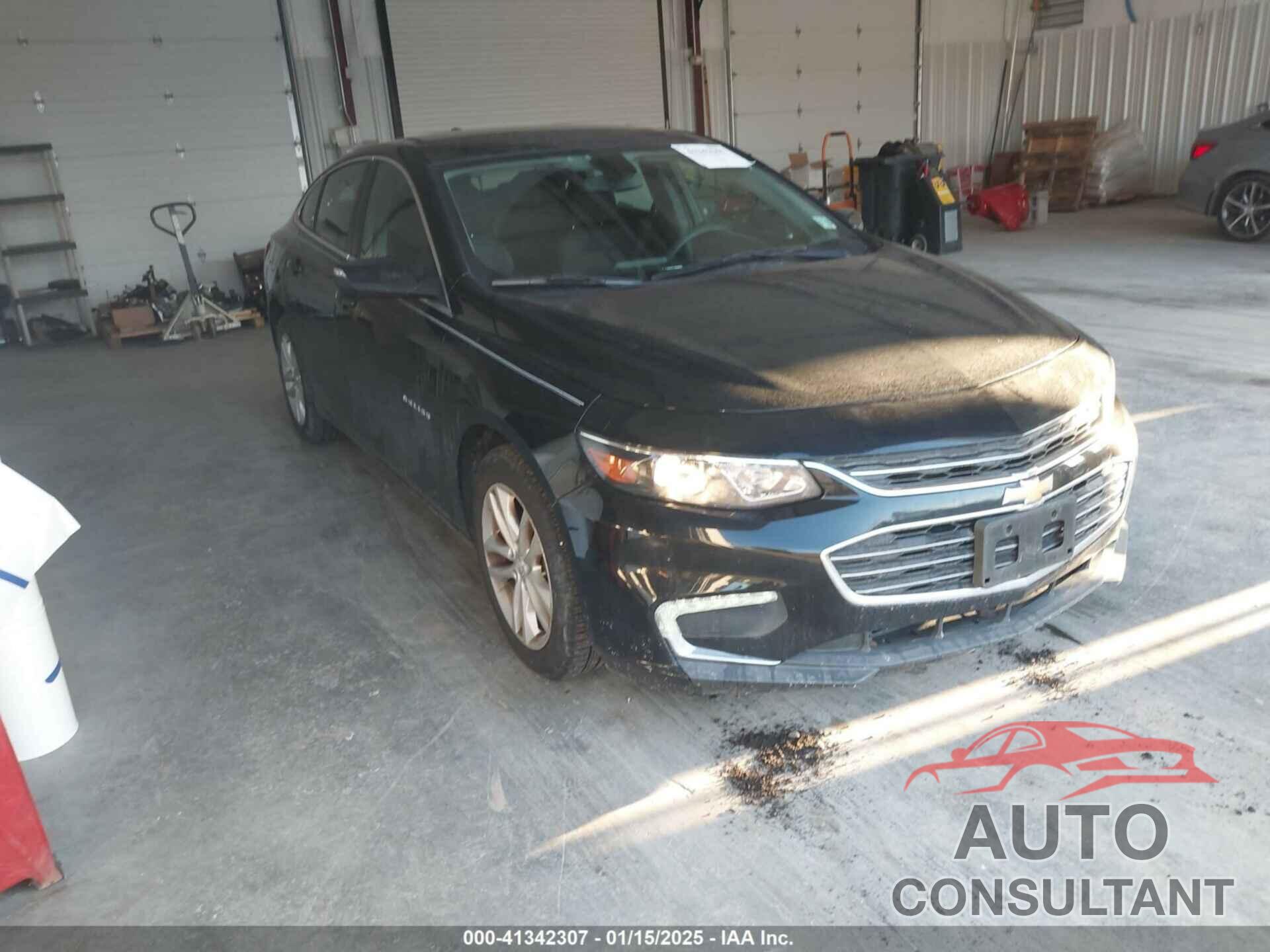 CHEVROLET MALIBU 2018 - 1G1ZD5ST0JF195198
