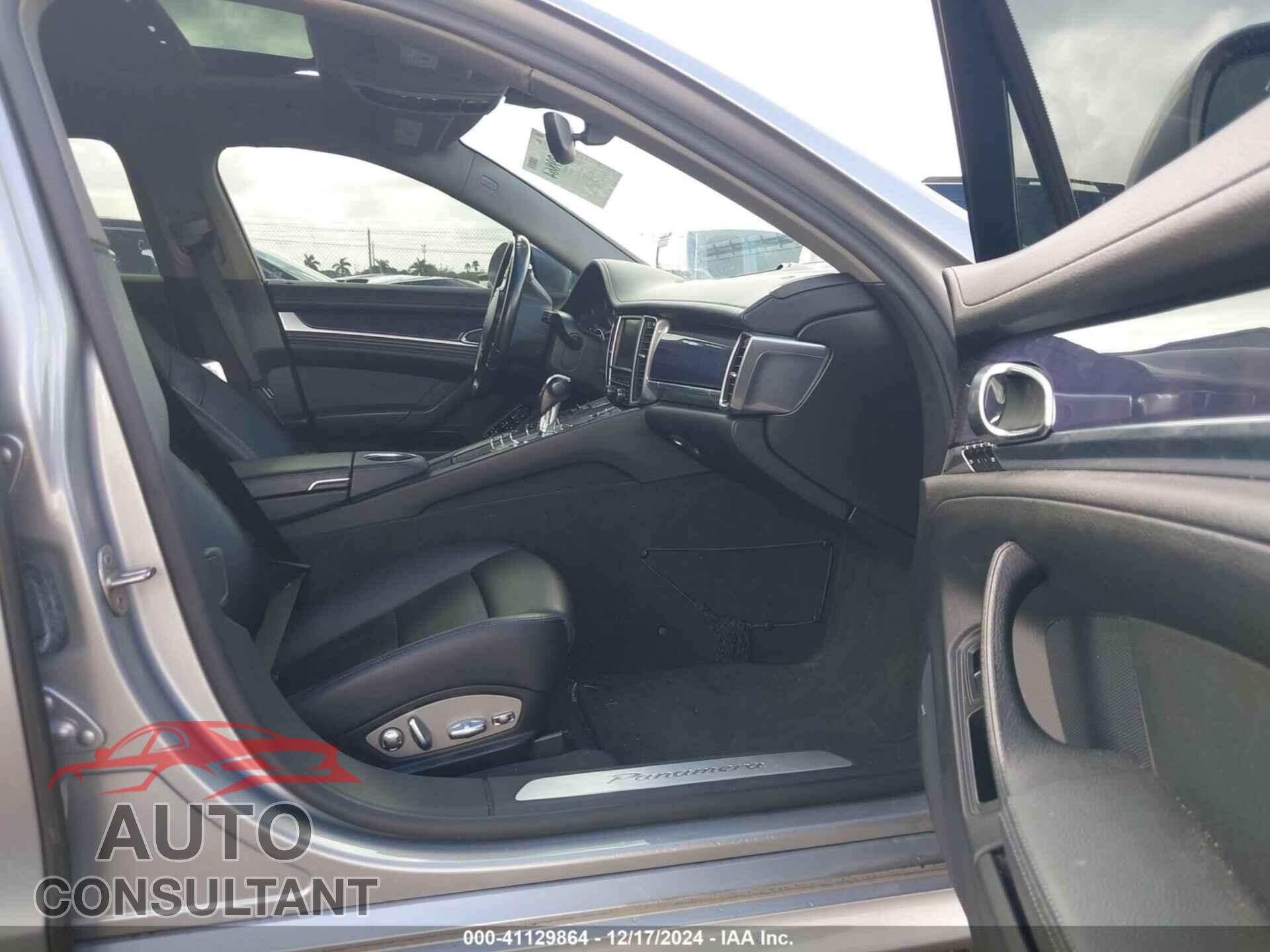 PORSCHE PANAMERA 2011 - WP0AA2A75BL011036