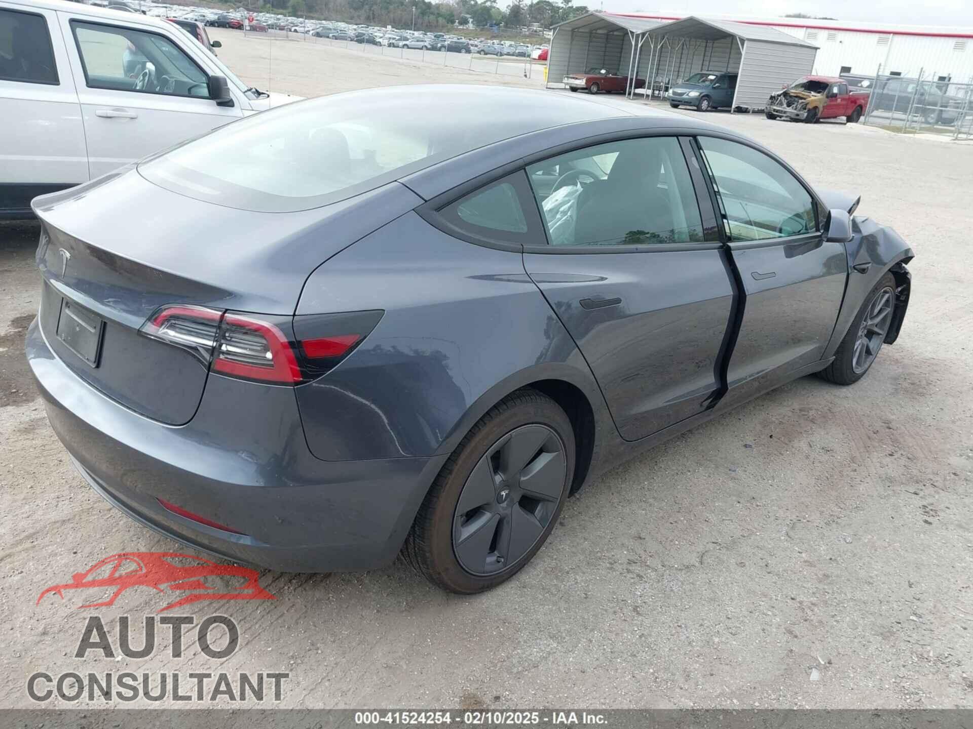 TESLA MODEL 3 2023 - 5YJ3E1EA7PF710871