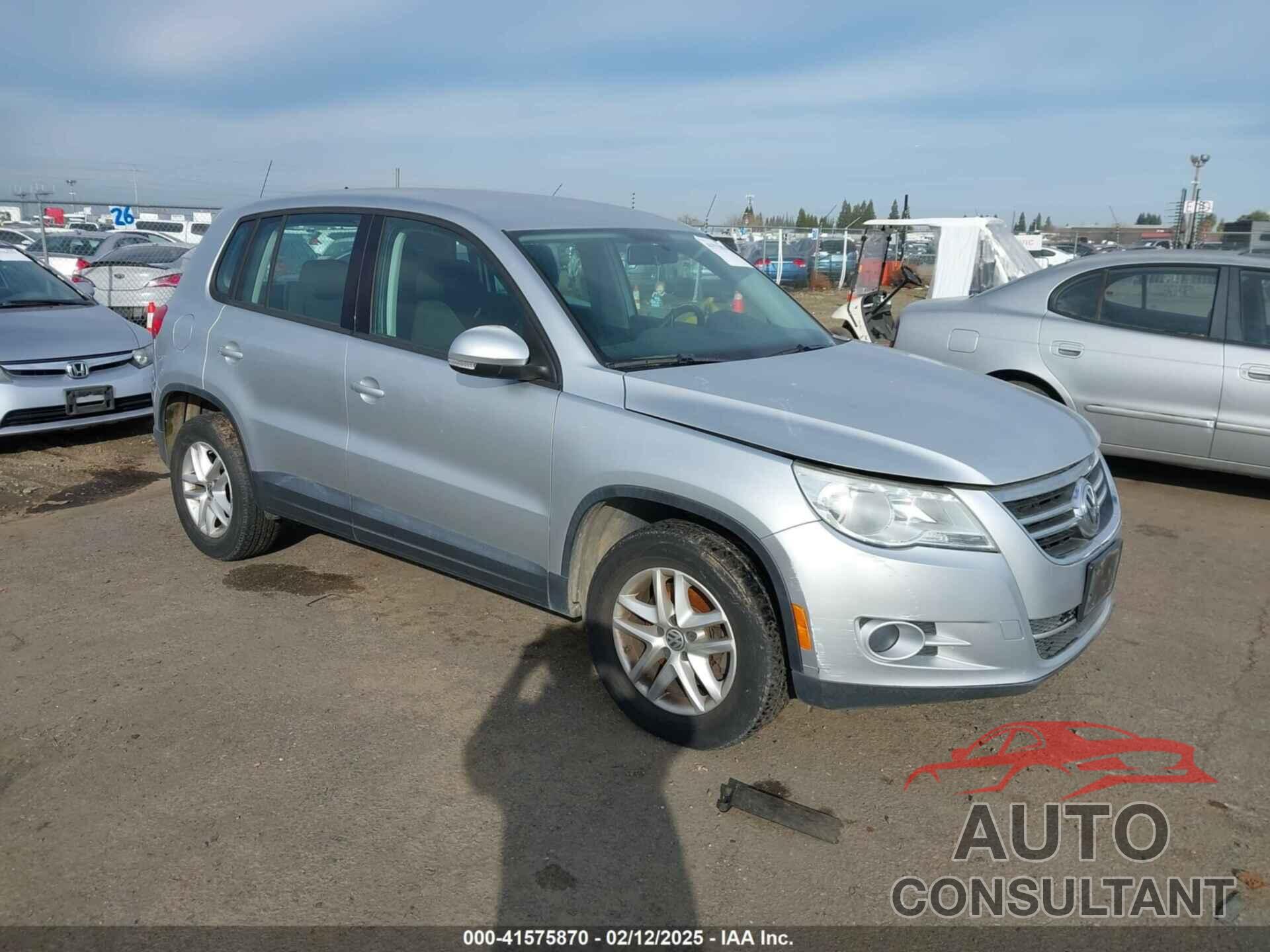 VOLKSWAGEN TIGUAN 2011 - WVGAV7AXXBW531437