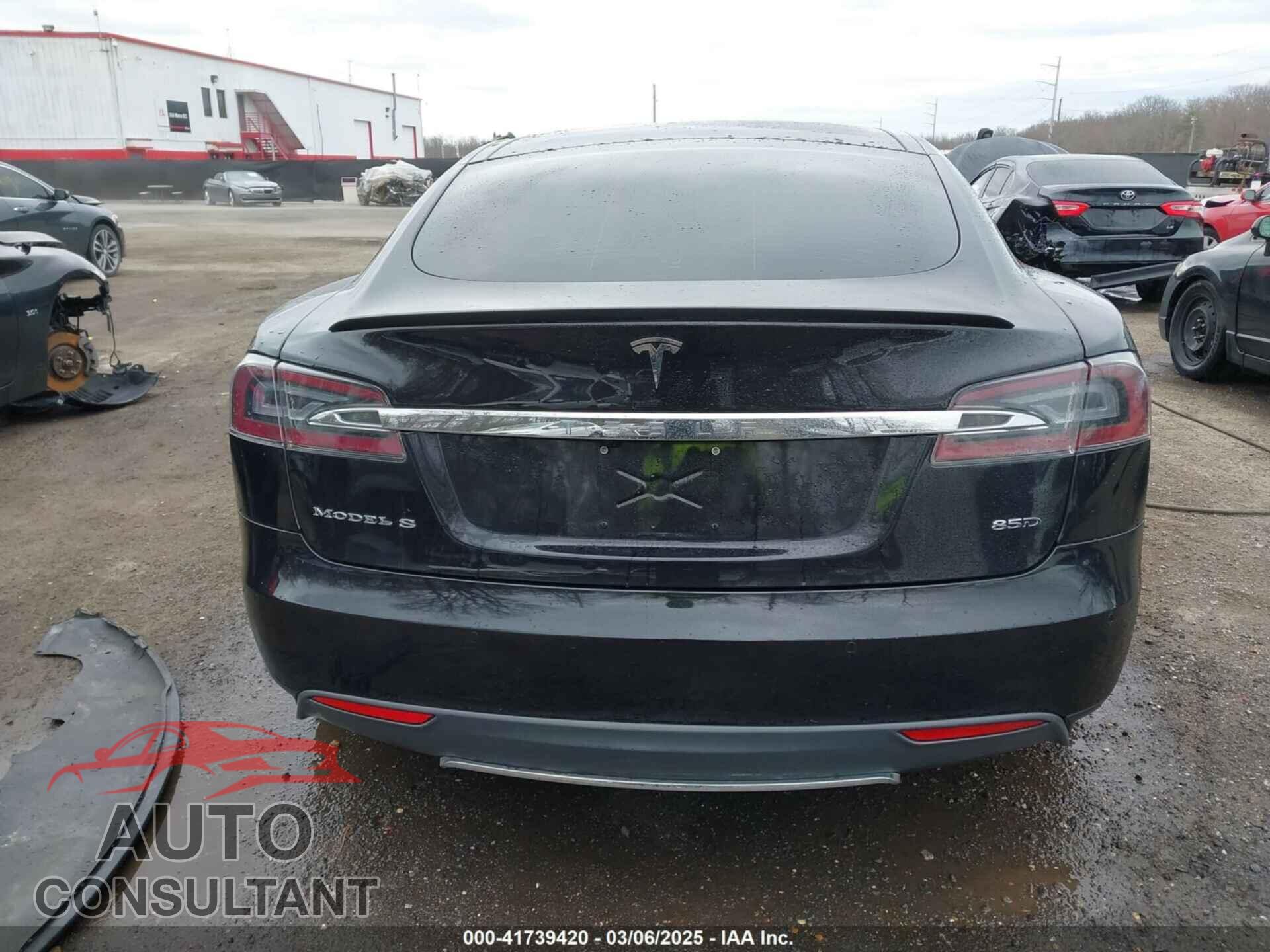 TESLA MODEL S 2015 - 5YJSA1E20FF107291