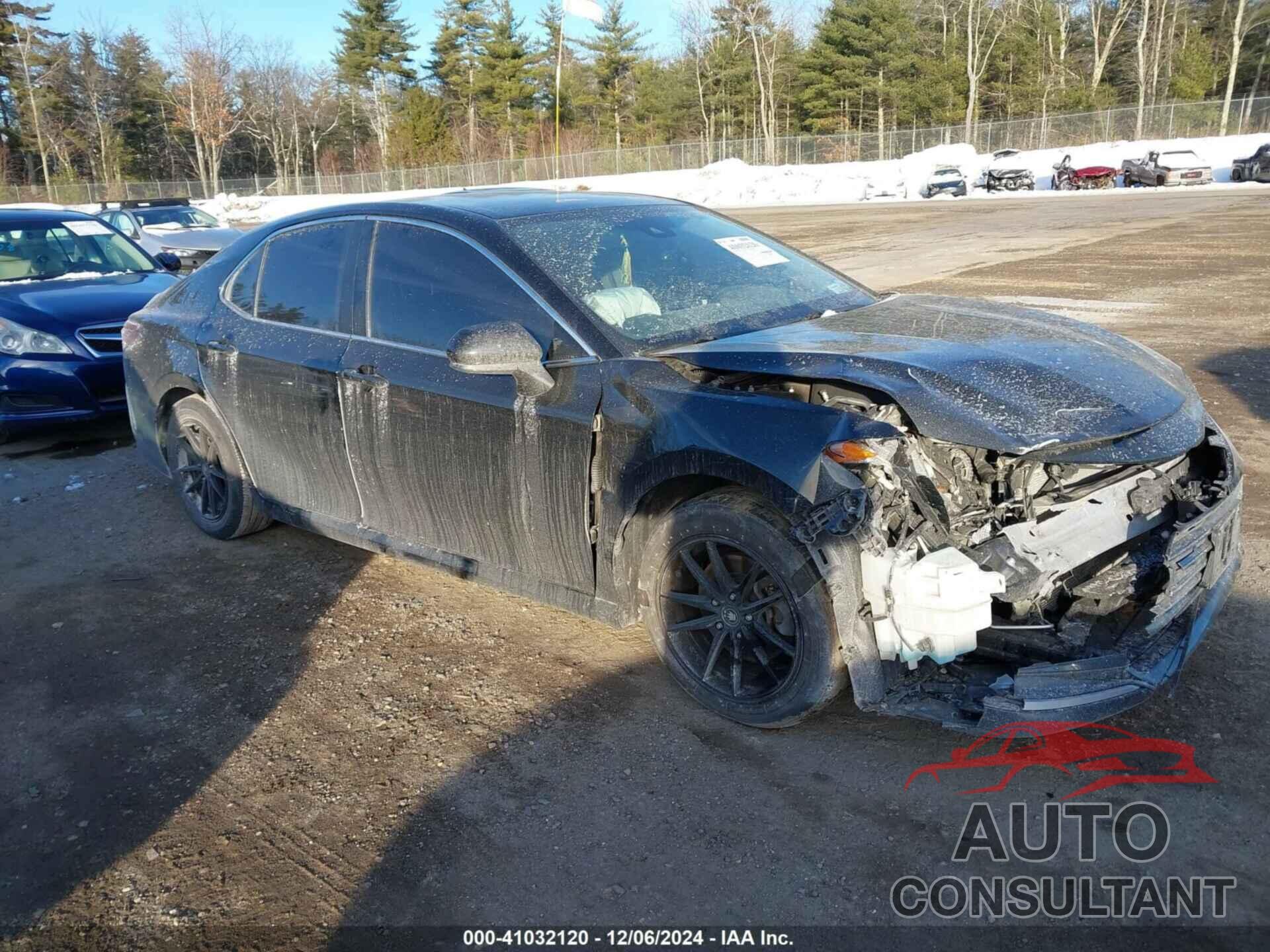 TOYOTA CAMRY 2022 - 4T1C11AKXNU048228